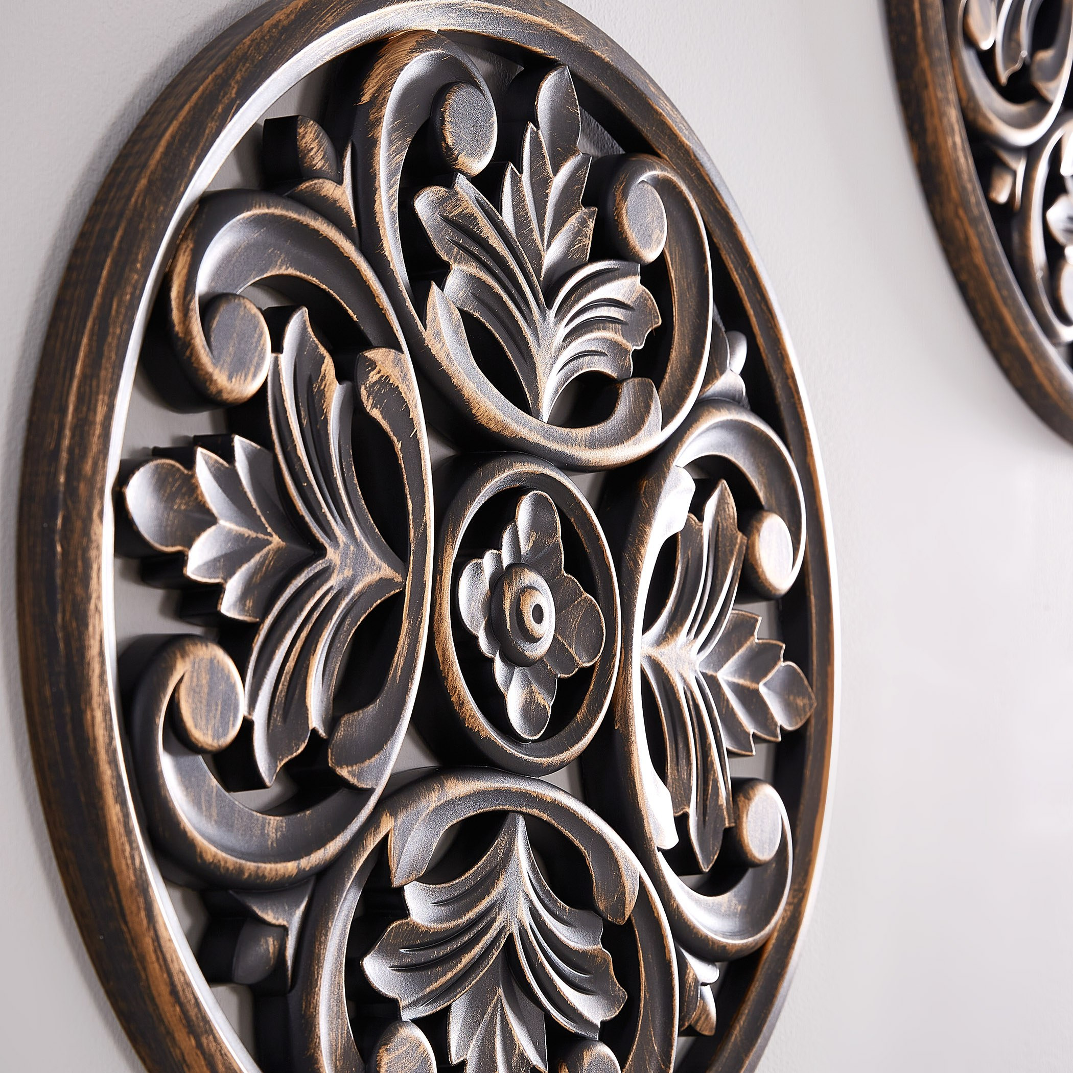 Livia Engraved Round Wall Panel-hbxdiningroom-walldecor-wallart-image-3