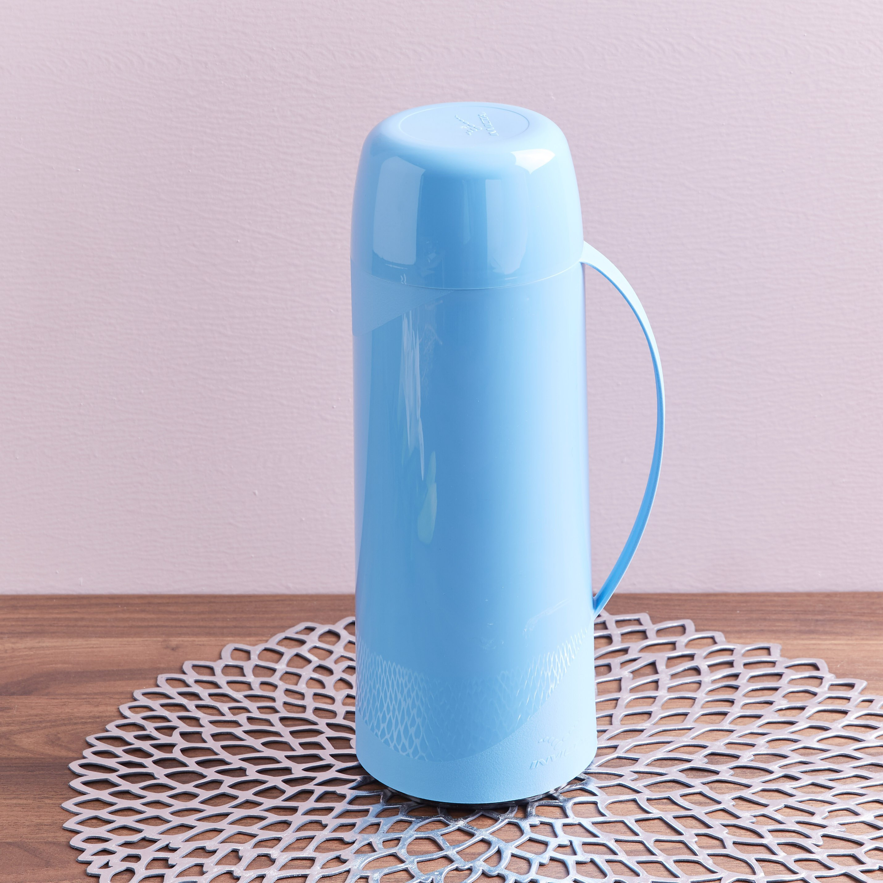 قارورة معزولة من انفيكتا فرينز - 1 لتر-hbxhomeware-diningandtabletop-bottles-image-1