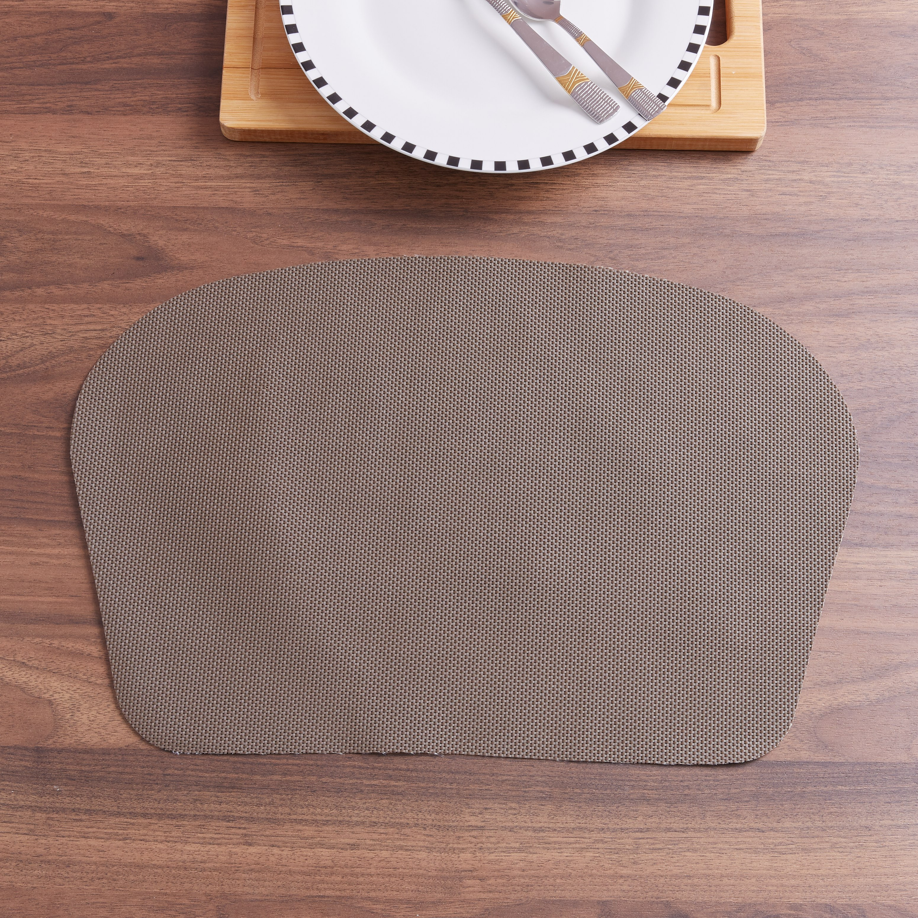 لبادة صحون غير منسوجة من هوم-hbxdecorandfurnishings-homefurnishings-tablelinens-image-1