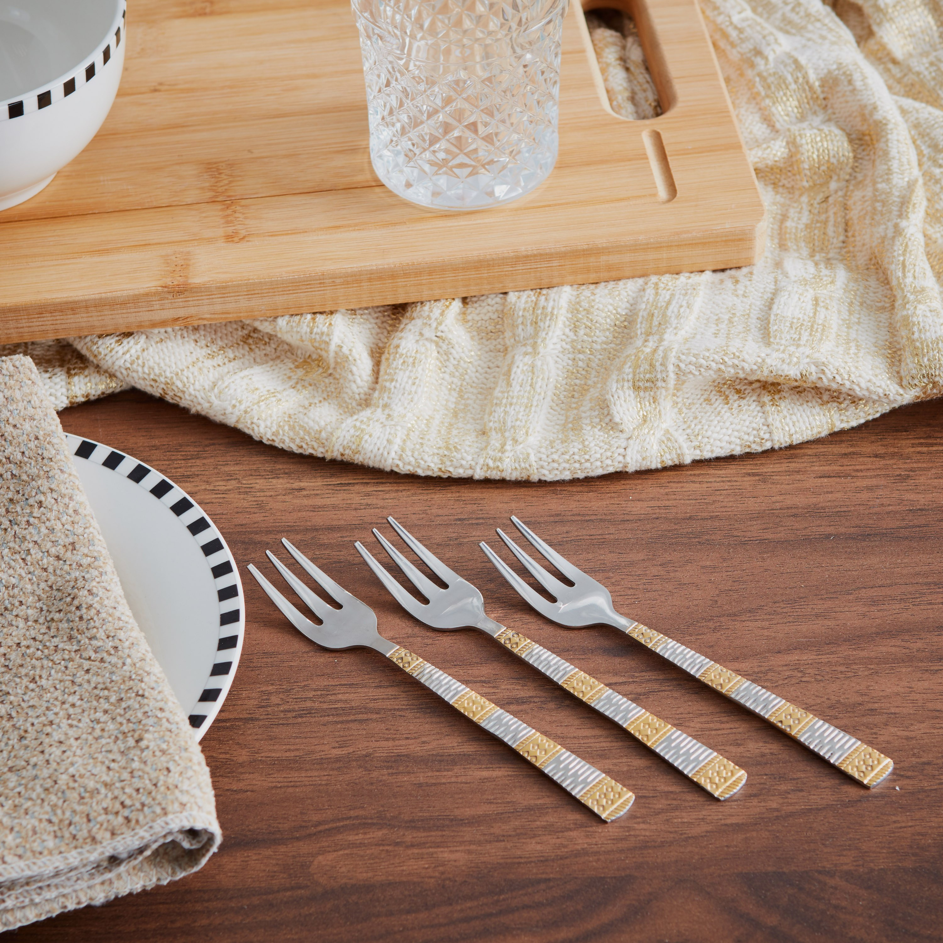 شوك كعك بارزة الملمس من دوريان- طقم من 3 قطع-hbxhomeware-hbxkitchen-image-1