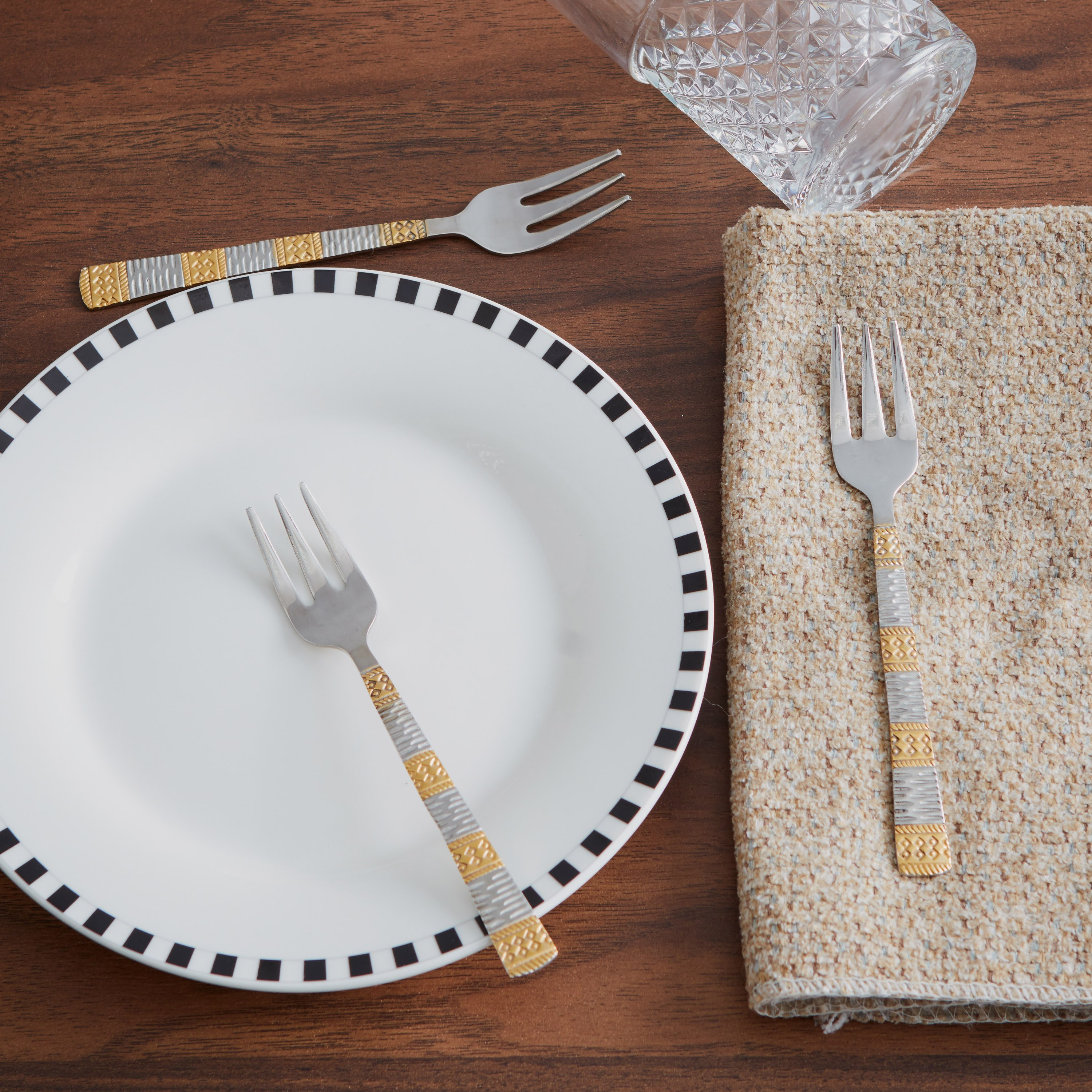 شوك كعك بارزة الملمس من دوريان- طقم من 3 قطع-hbxhomeware-hbxkitchen-image-3
