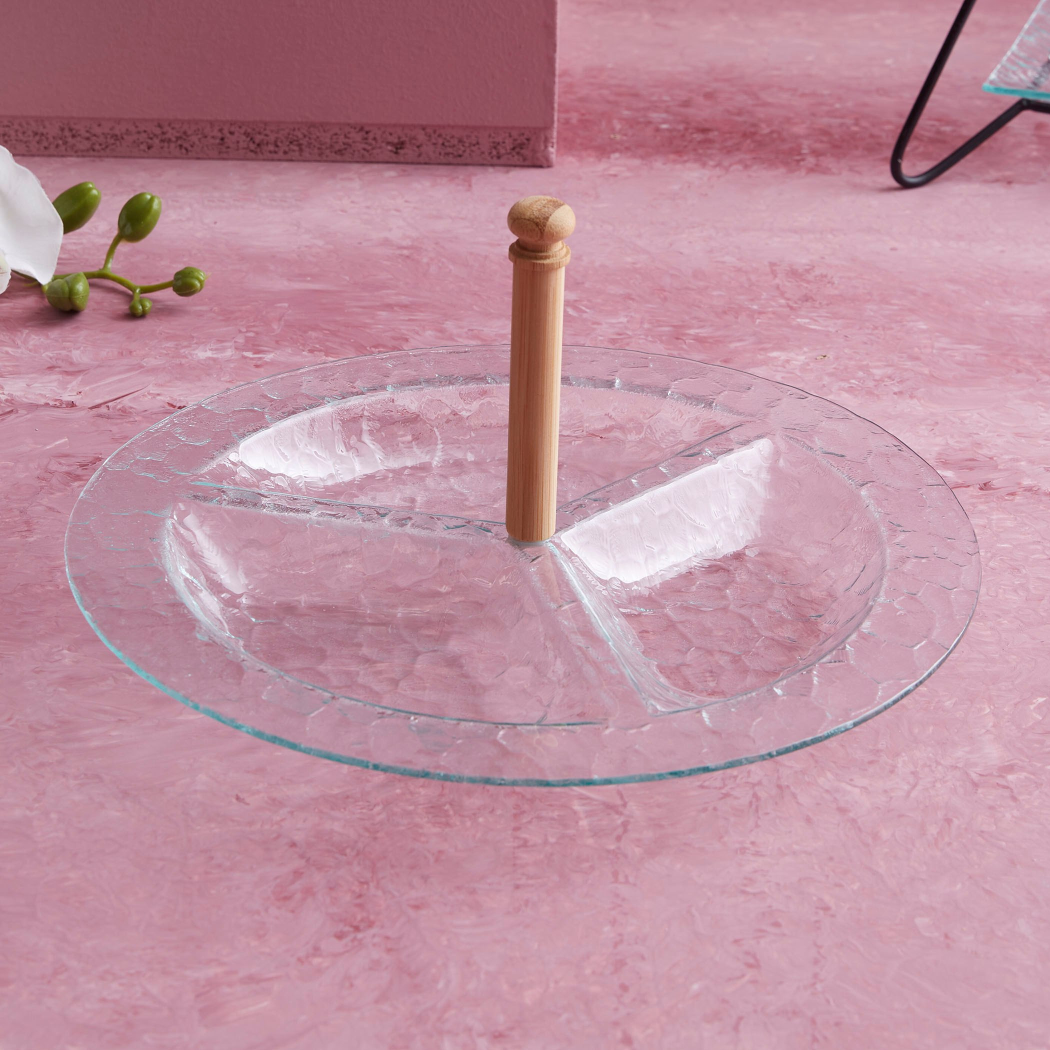 طقم تقديم مقبلّات بـ3 أقسام ومقبض خشبي من بيلكاسا-hbxdecorandfurnishings-tabletop-serveware-image-1