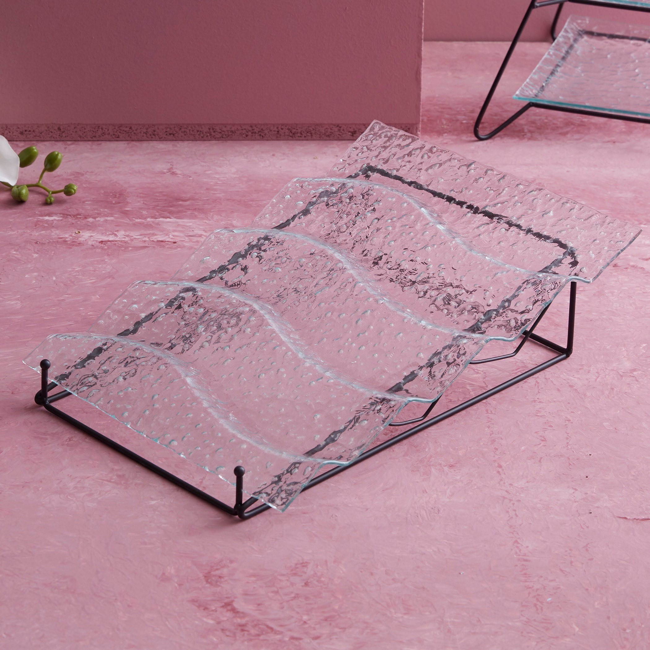Belcasa 4-Step Serving Set with Wire Stand-hbxdecorandfurnishings-tabletop-serveware-image-1