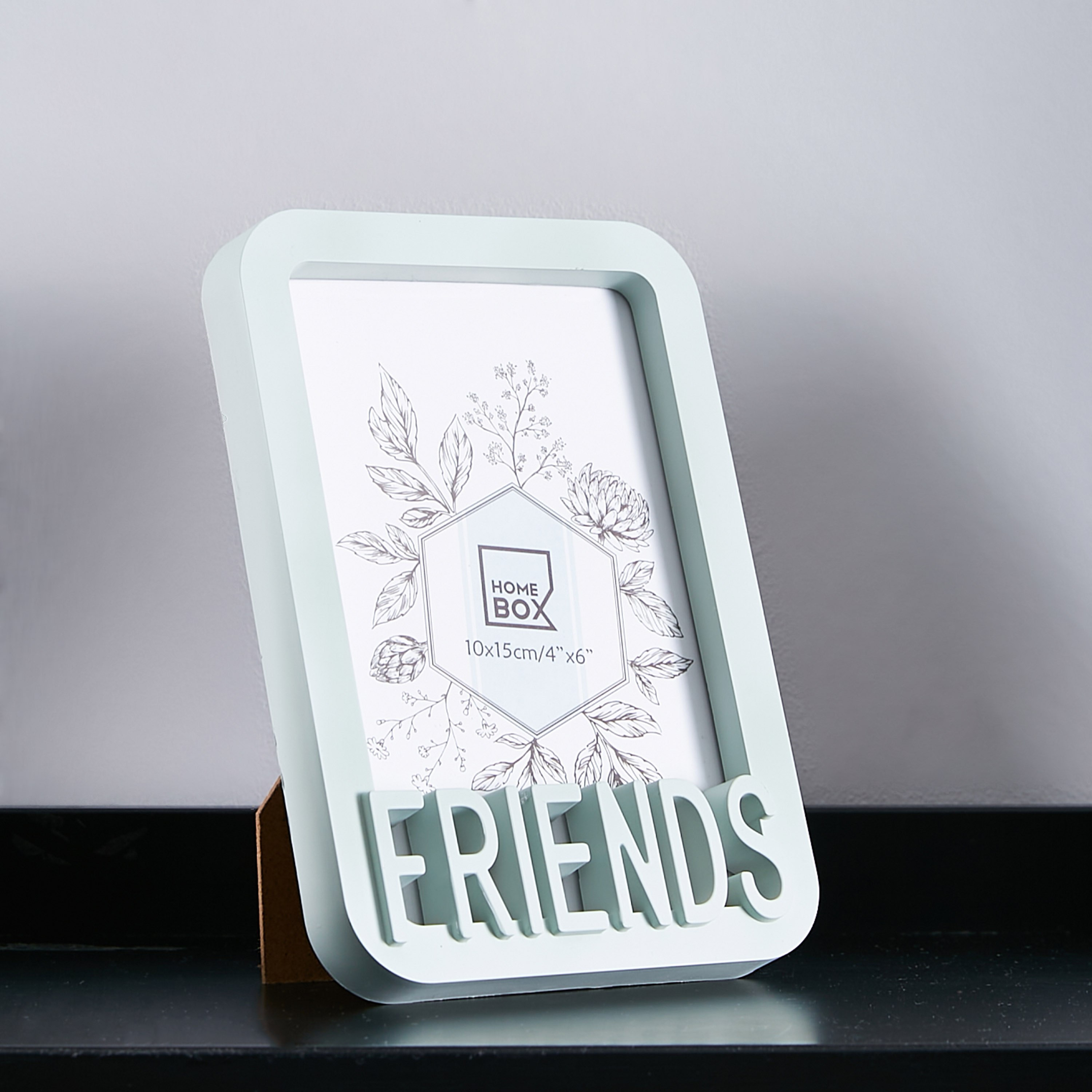 برواز صور فريندز - 4x6 بوصة-hbxkidsandyouth-walldecor-photoframes-image-1