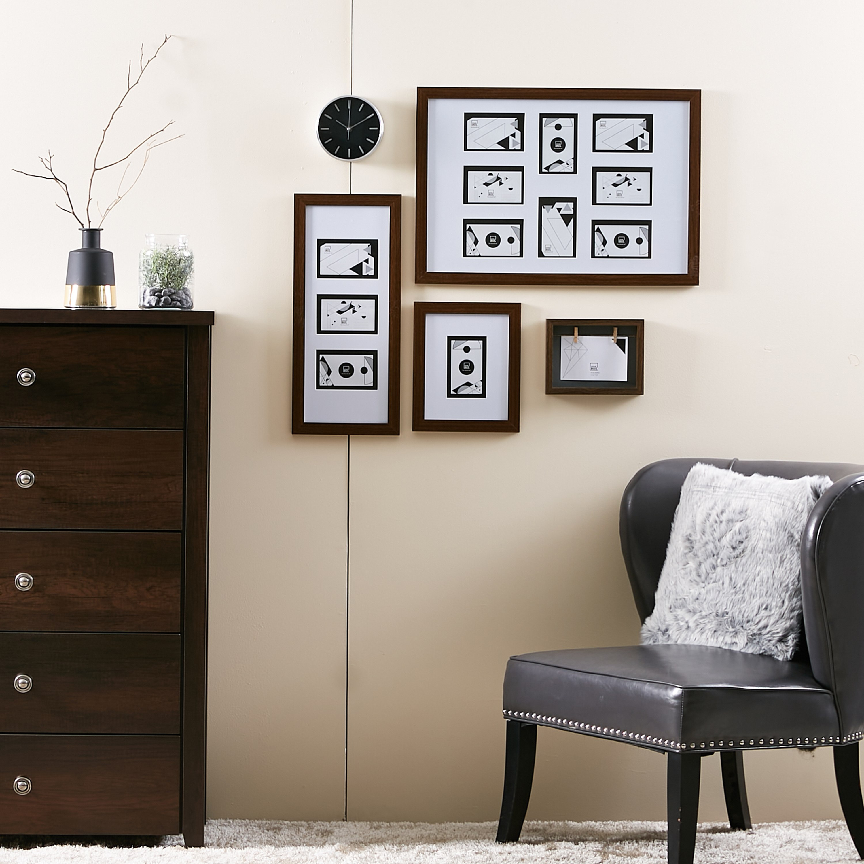 برواز لـ 8 صور مجمّعة من كيرا أبيرتور-hbxkidsandyouth-walldecor-photoframes-image-4