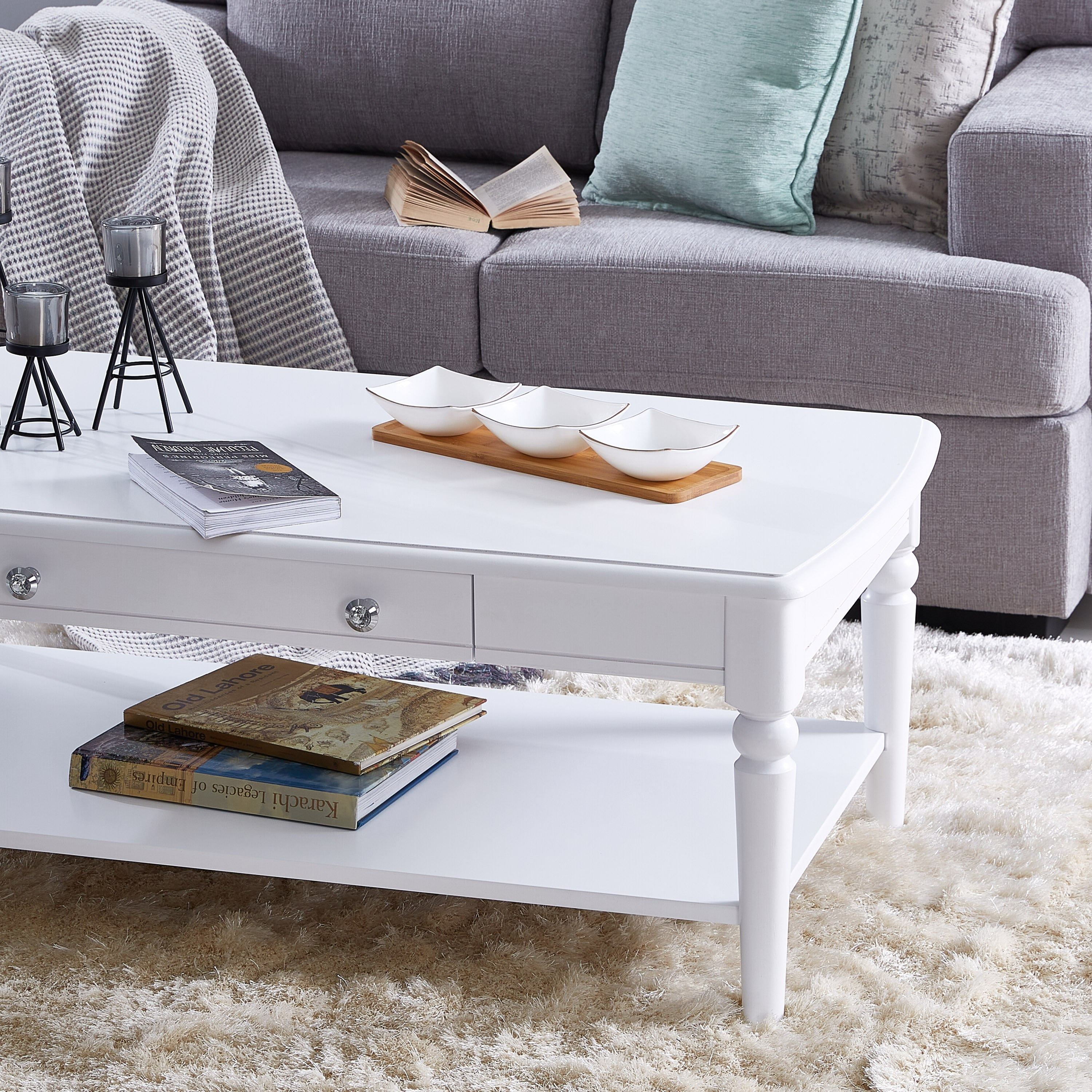 طقم أوعية تقديم بورسلين 3 قطع وحامل من الخيرزان من أوبلوير-hbxdecorandfurnishings-tabletop-serveware-image-4