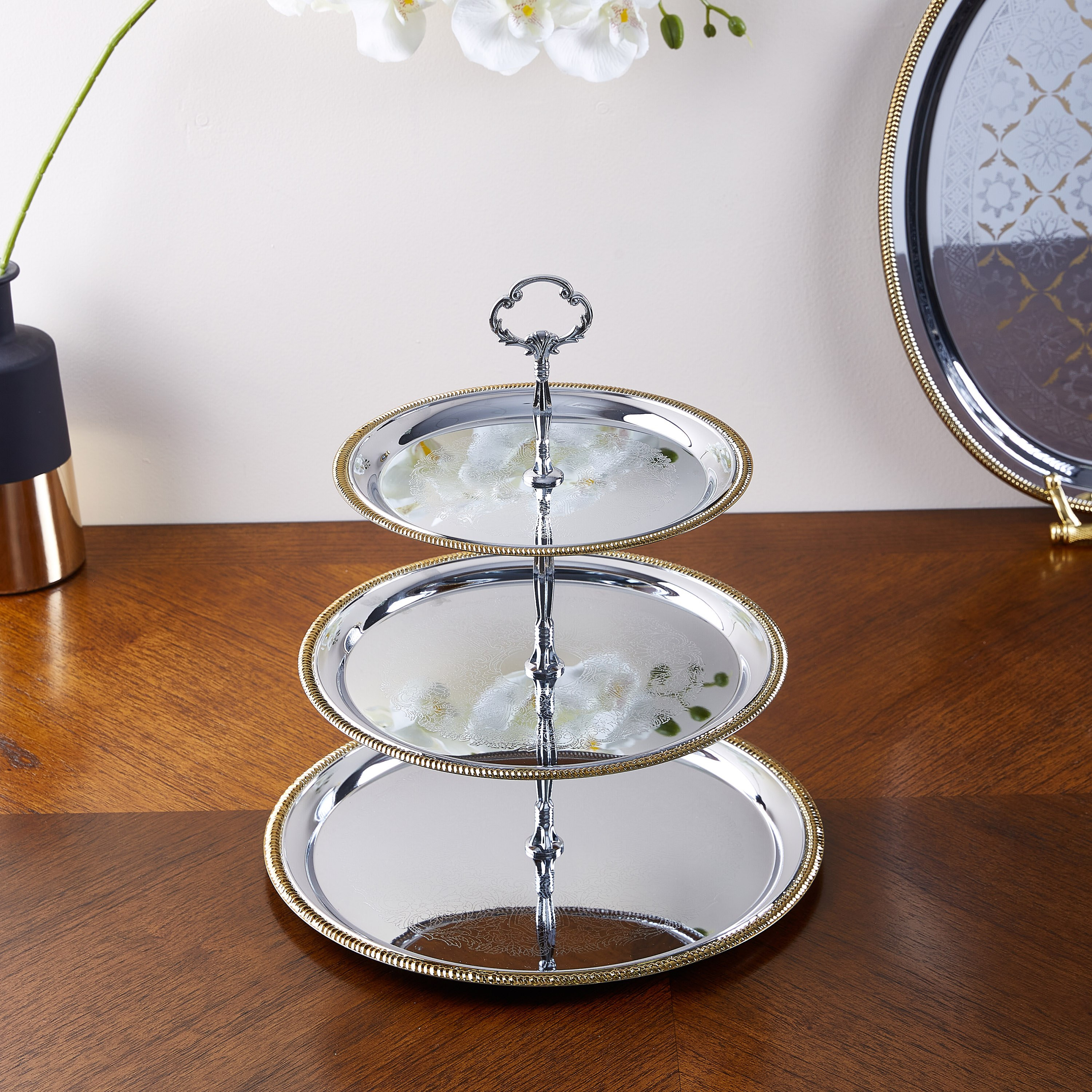 صحن تقديم كيك مستدير بثلاثة طوابق من فيستيف-hbxdecorandfurnishings-tabletop-serveware-image-1