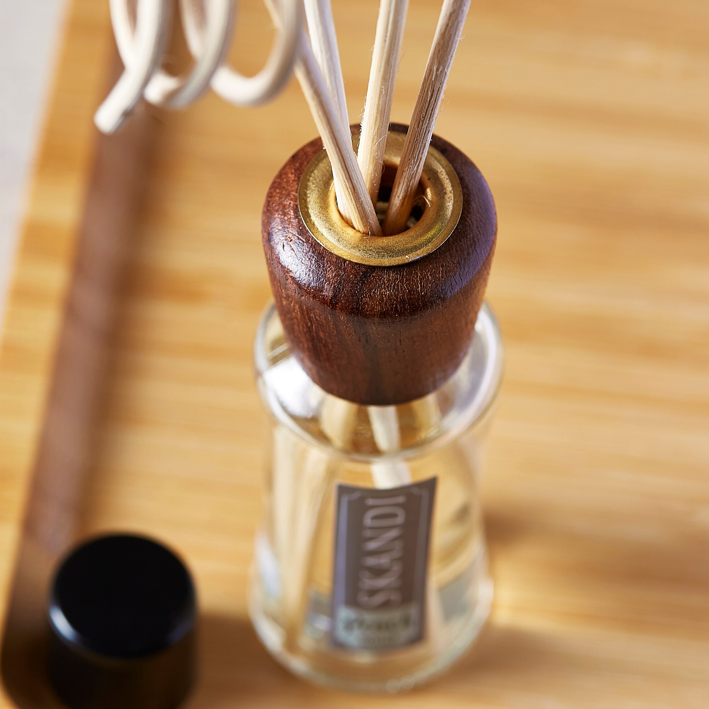 موزّع عطور قصب مع 2-عود عادي و2 -عود لولبي من ريدن سيجنتشر - 30 مل-PROMO_HB_AE_B1G1_250925-image-2