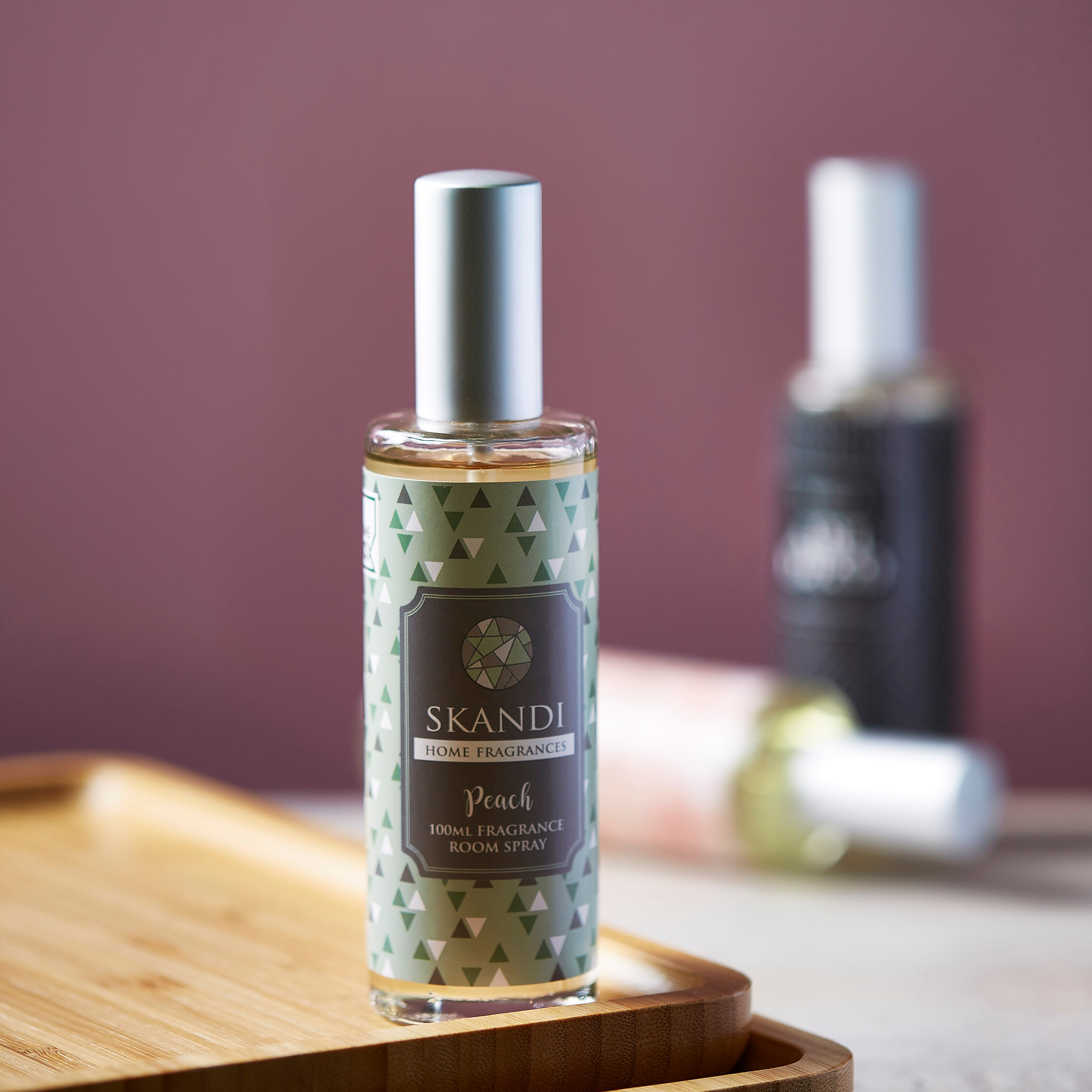معطر غرف برائحة الخوخ من إيدن سيجنتشر - 100 مل-hbxdecorandfurnishings-homefragrance-roomfreshnersandaromamist-image-1