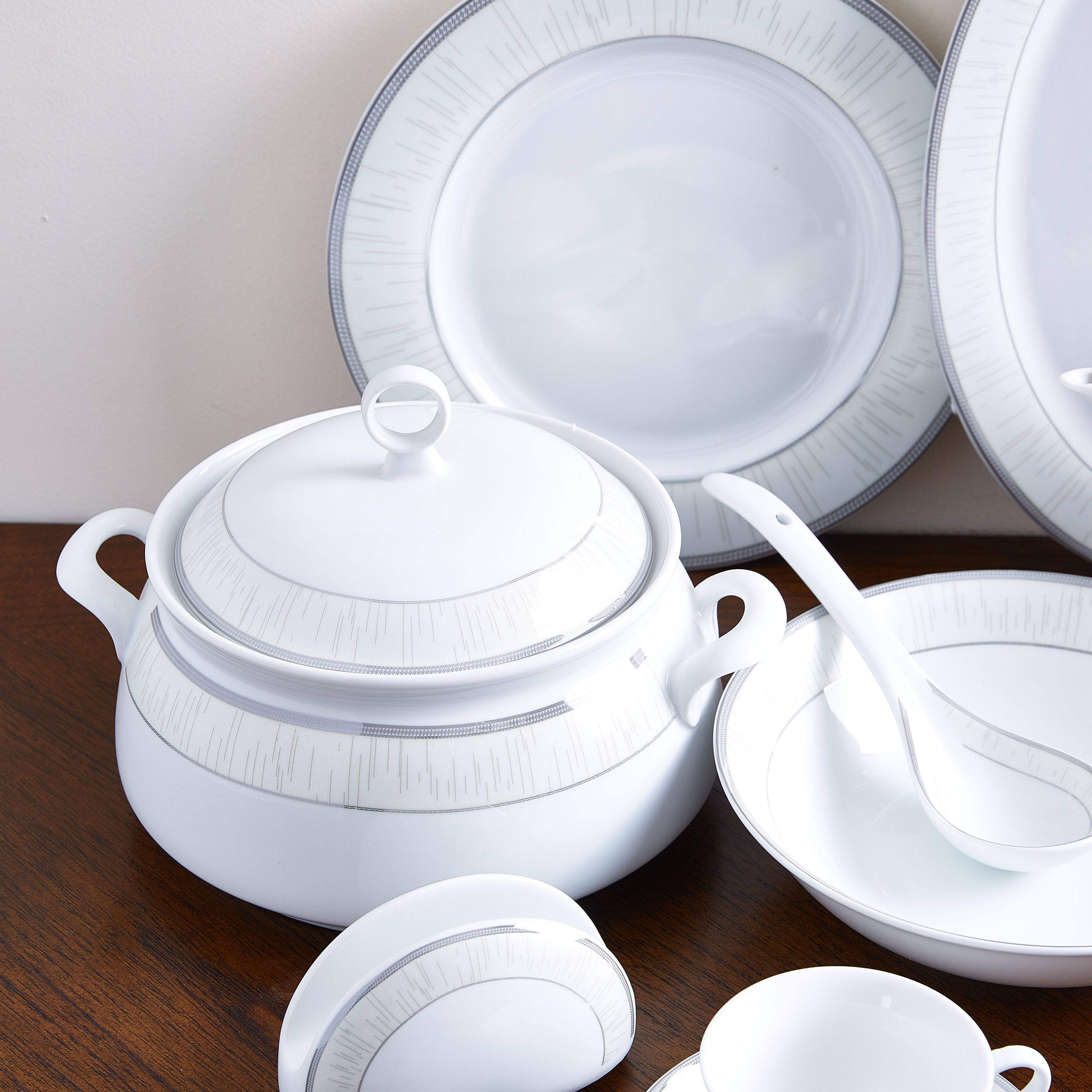 Bella 65-Piece Porcelain Dinner Set-hbxhomeware-hbxkitchen-image-4