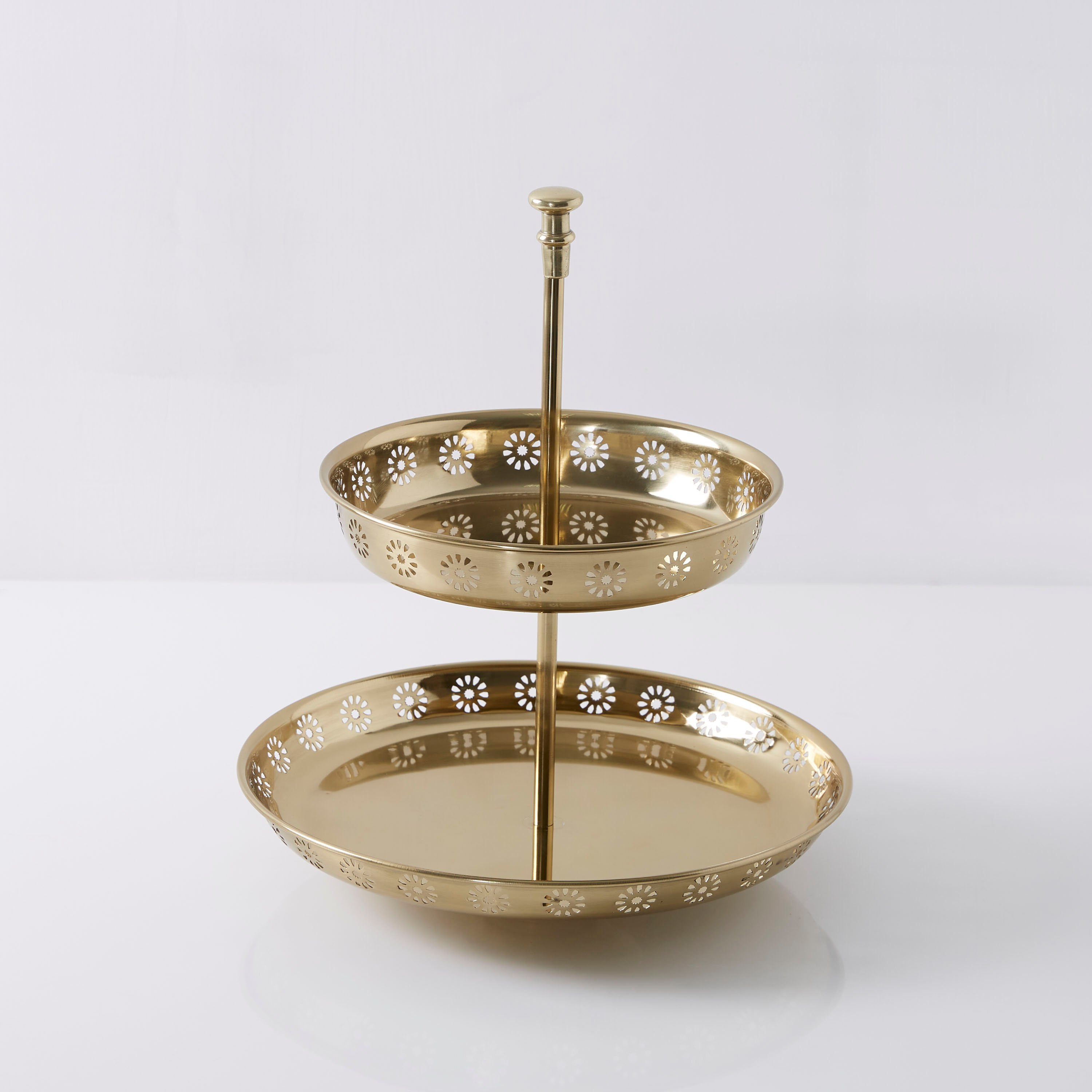 صحن تقديم بطابقين وقواطع مفرّغة بتصميم أزهار من مراكش-hbxdecorandfurnishings-tabletop-serveware-image-5