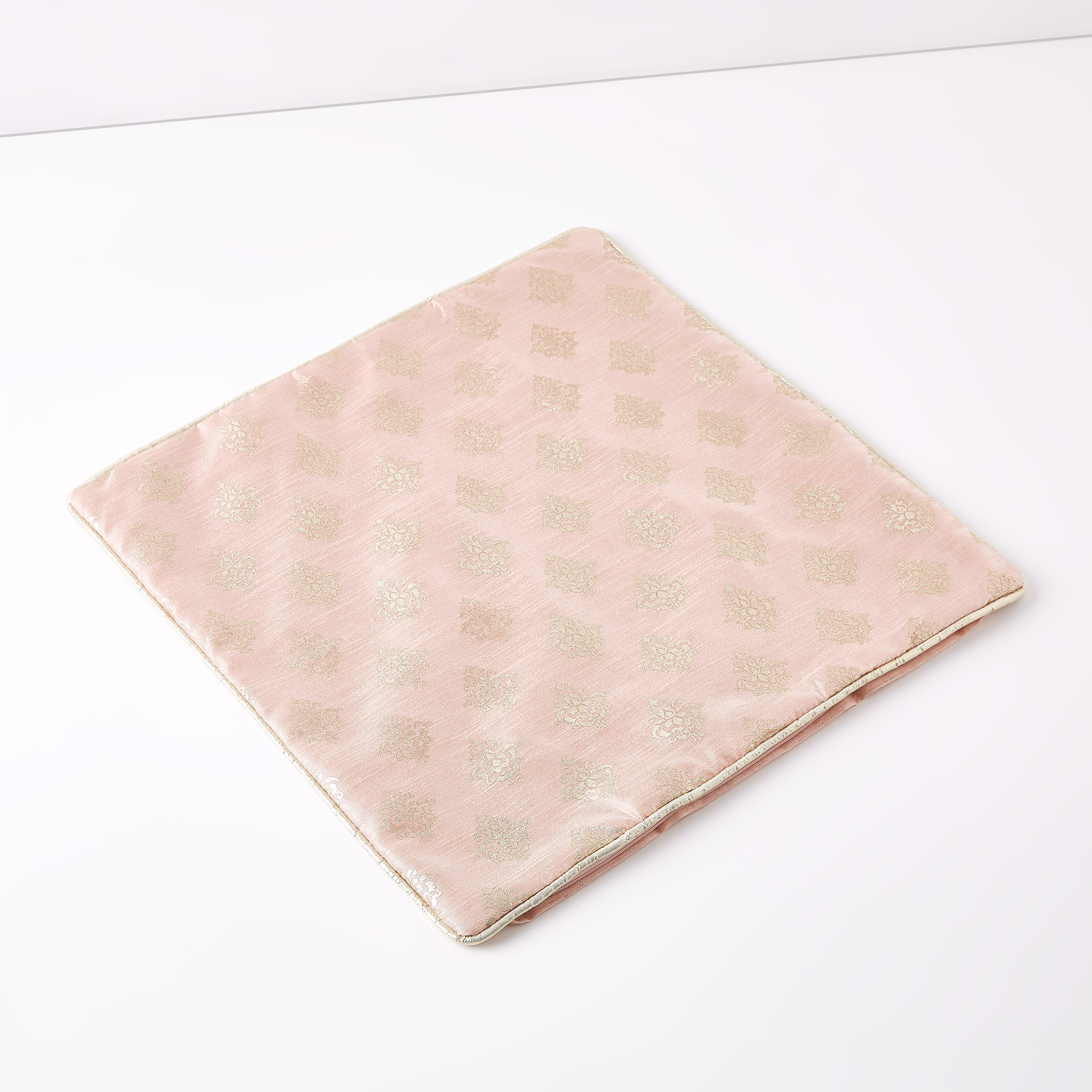 غطاء وسادة بطبعات فويل من سروهلي- 40x40 سم-PROMO_HB_AE_B1G1_250925-image-5