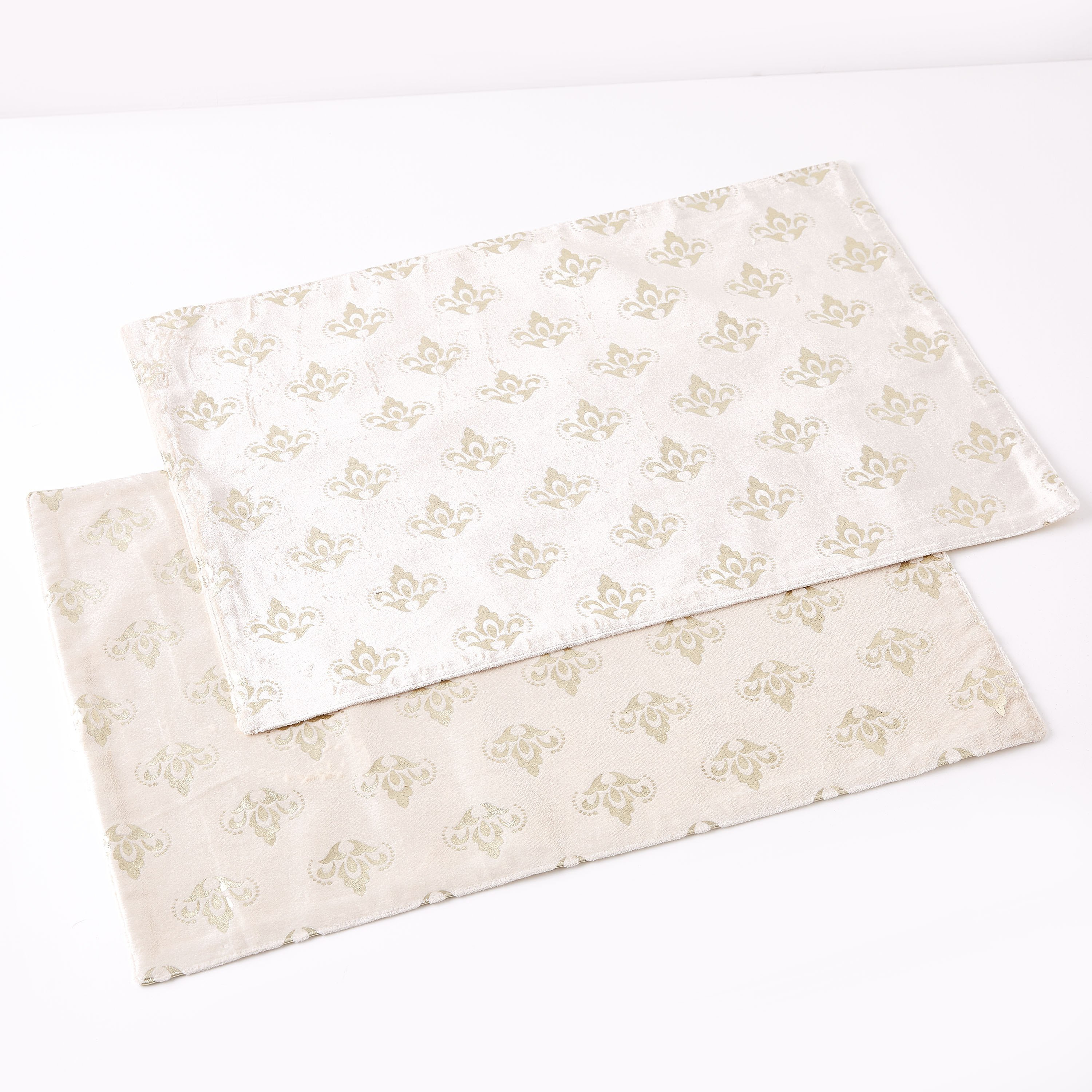 لبادة صحون مطرّزة مع طبعات -قطعتين من ألمورا-hbxdecorandfurnishings-homefurnishings-tablelinens-image-4
