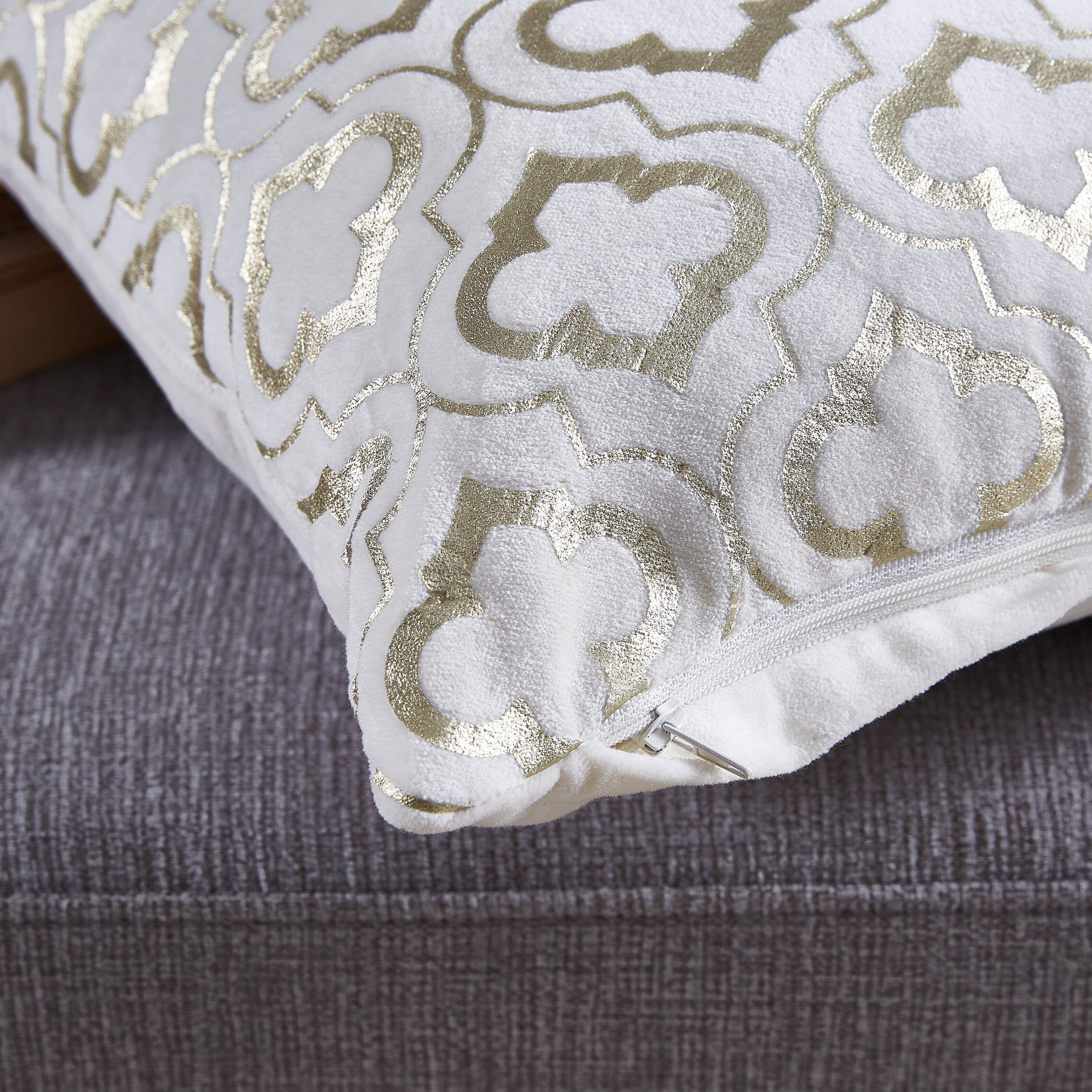غطاء وسادة مخملي بطبعات رقائق معدنية من كايلي - 40x40 سم-hbxhomeware-cushionsandcovers-cushioncovers-image-2