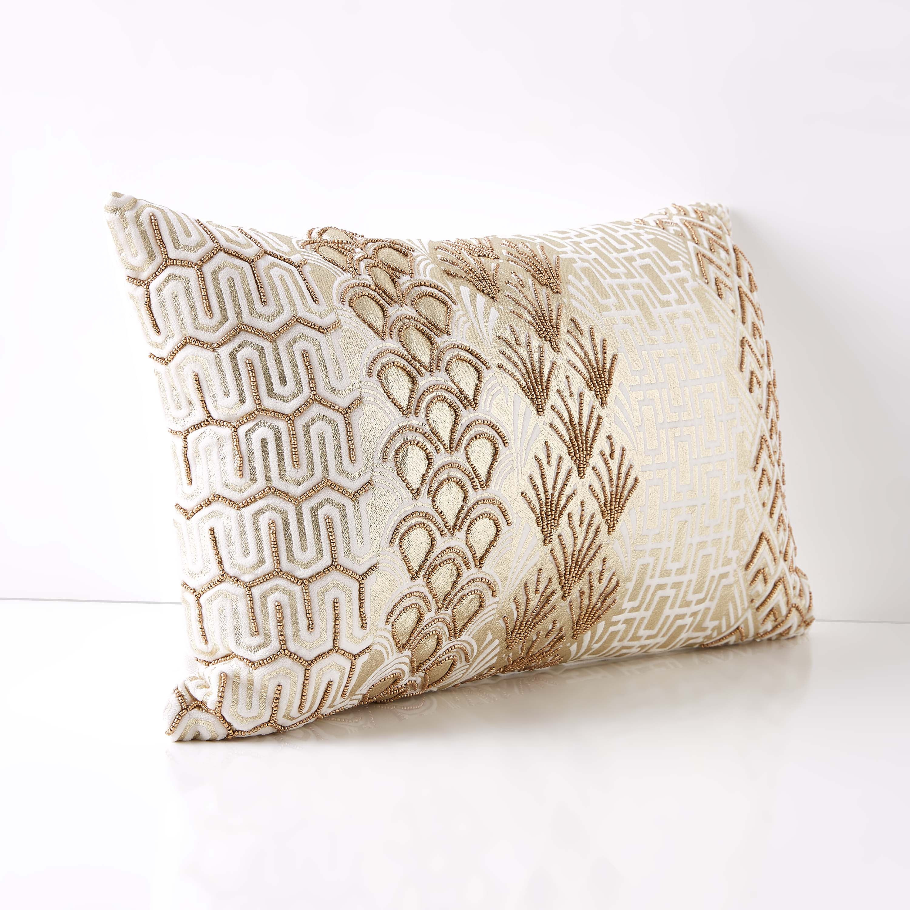 Kirsto Textured Velvet Cushion - 30x50 cm-hbxlivingroom-furnishings-cushionsandcovers-filledcushions-image-5
