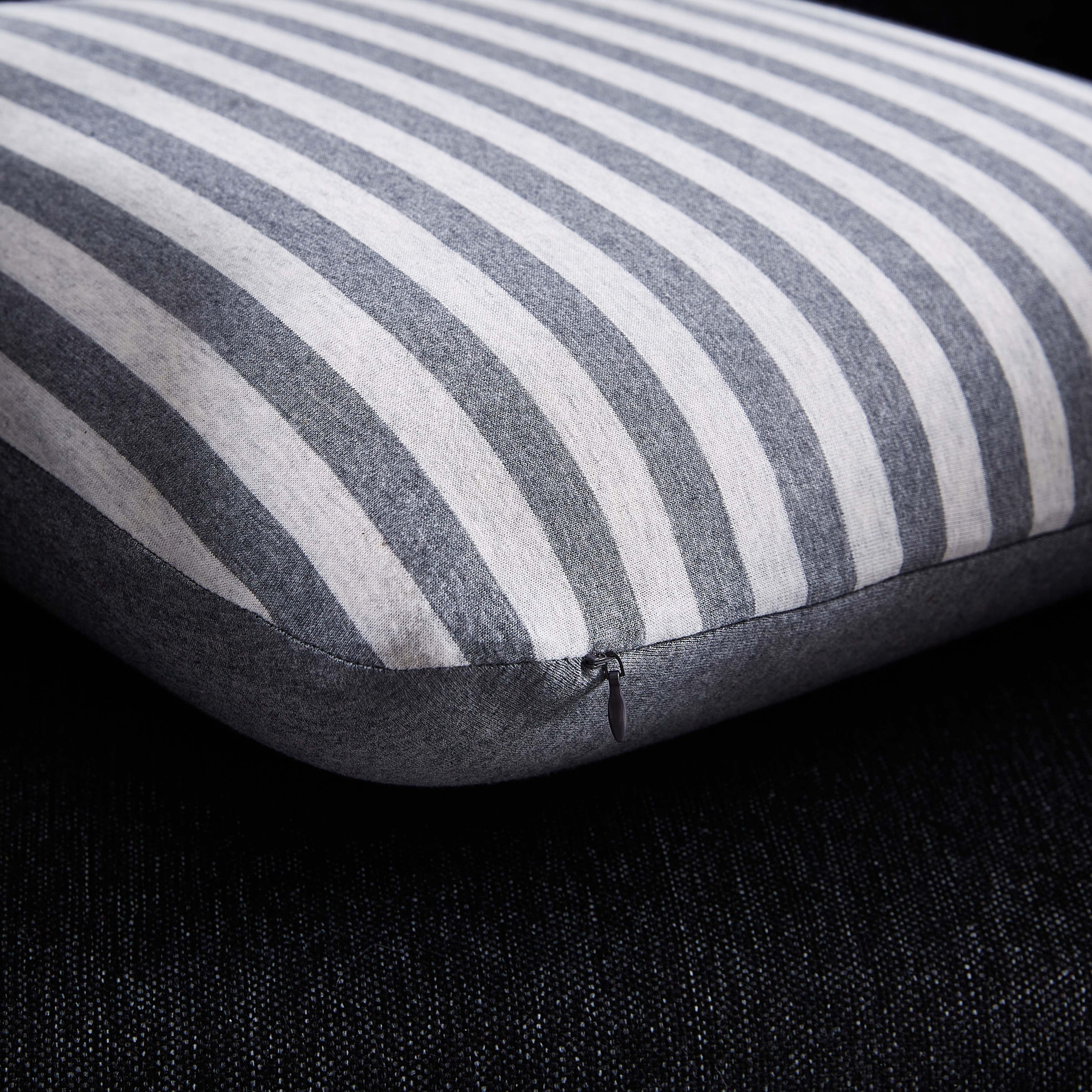 وسادة محشوة مخطّطة باسفنج حسّاس للضغط من ريلاكس- 40x40 سم-hbxlivingroom-furnishings-cushionsandcovers-filledcushions-image-2