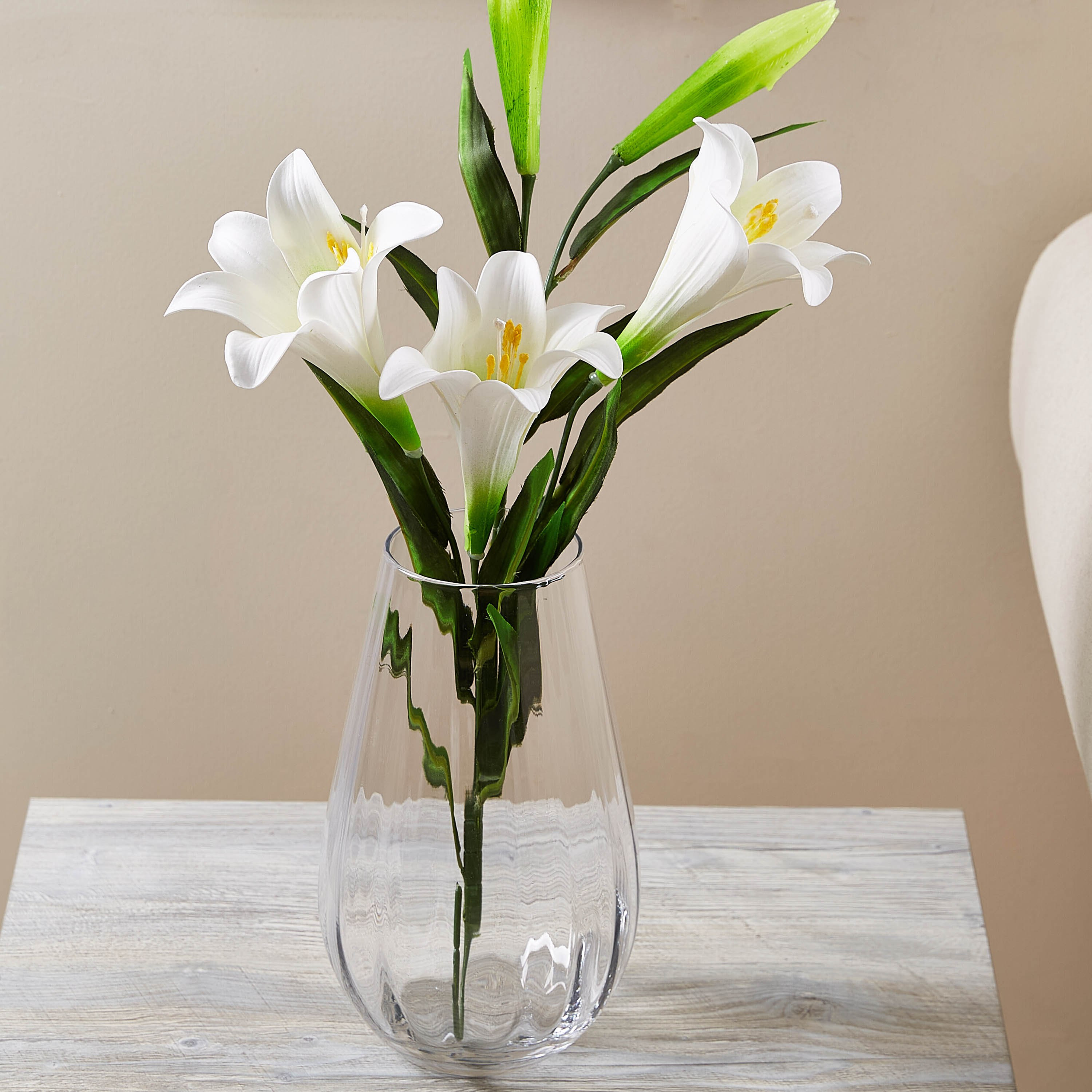 مزهرية زجاجية شفّافة من تيردروب-hbxbedroom-decorandaccessories-vases-image-2