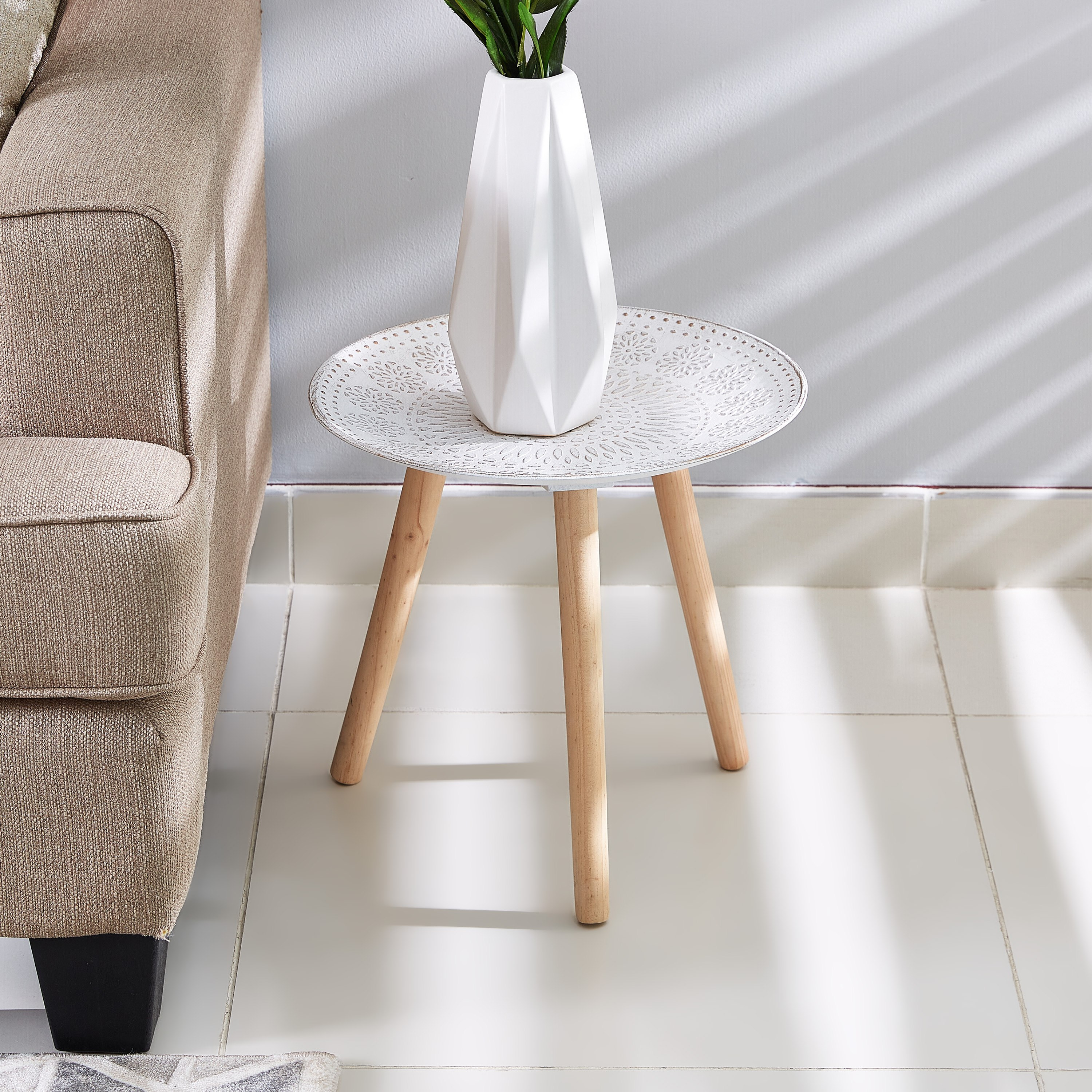 طاولة مزينة بالأزهار من ريني-hbxfurniture-livingroom-endtables-image-2