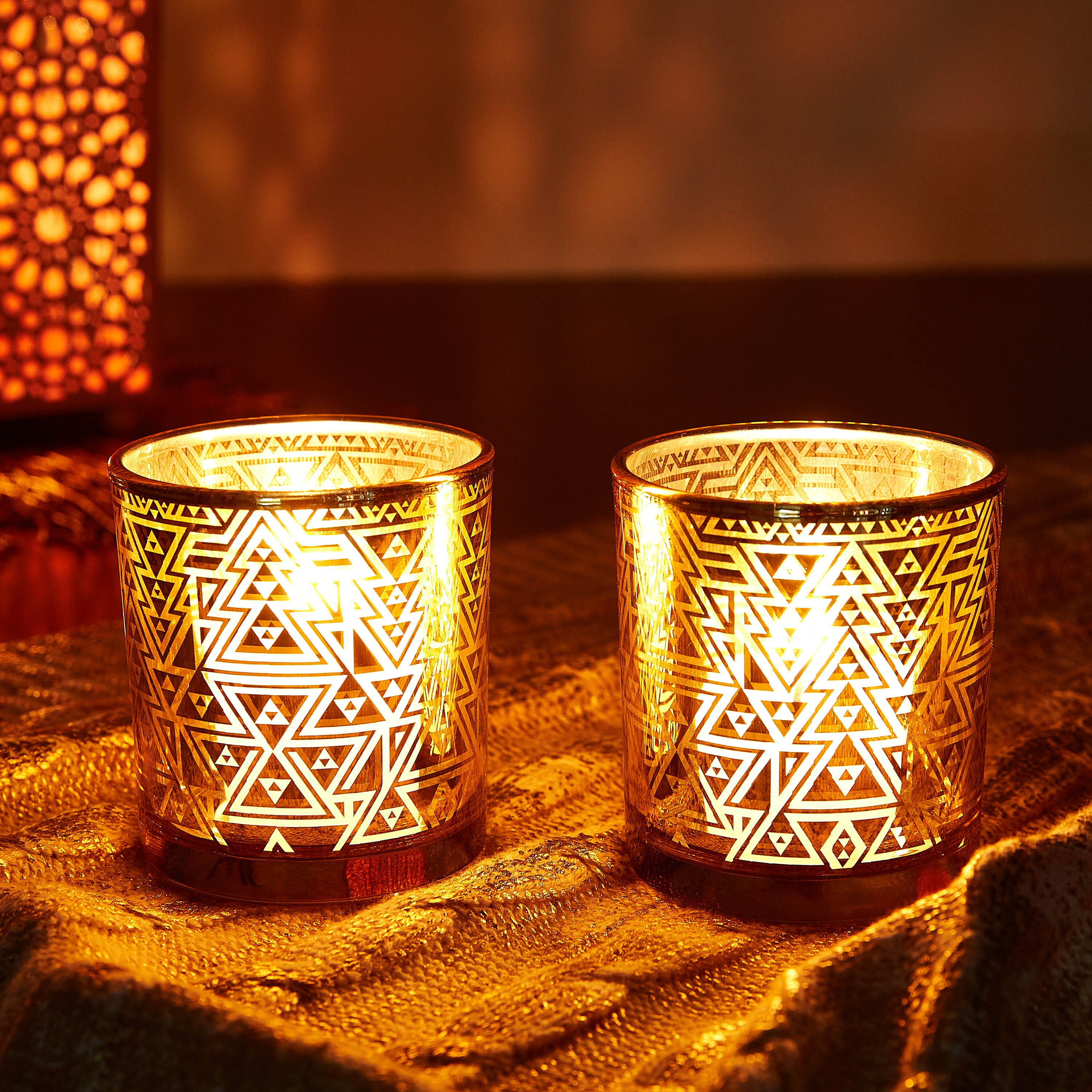 حامل شموع زجاجي بتصميم هندسي - طقم من قطعتين-hbxlivingroom-decorandaccessories-candleholders-image-2