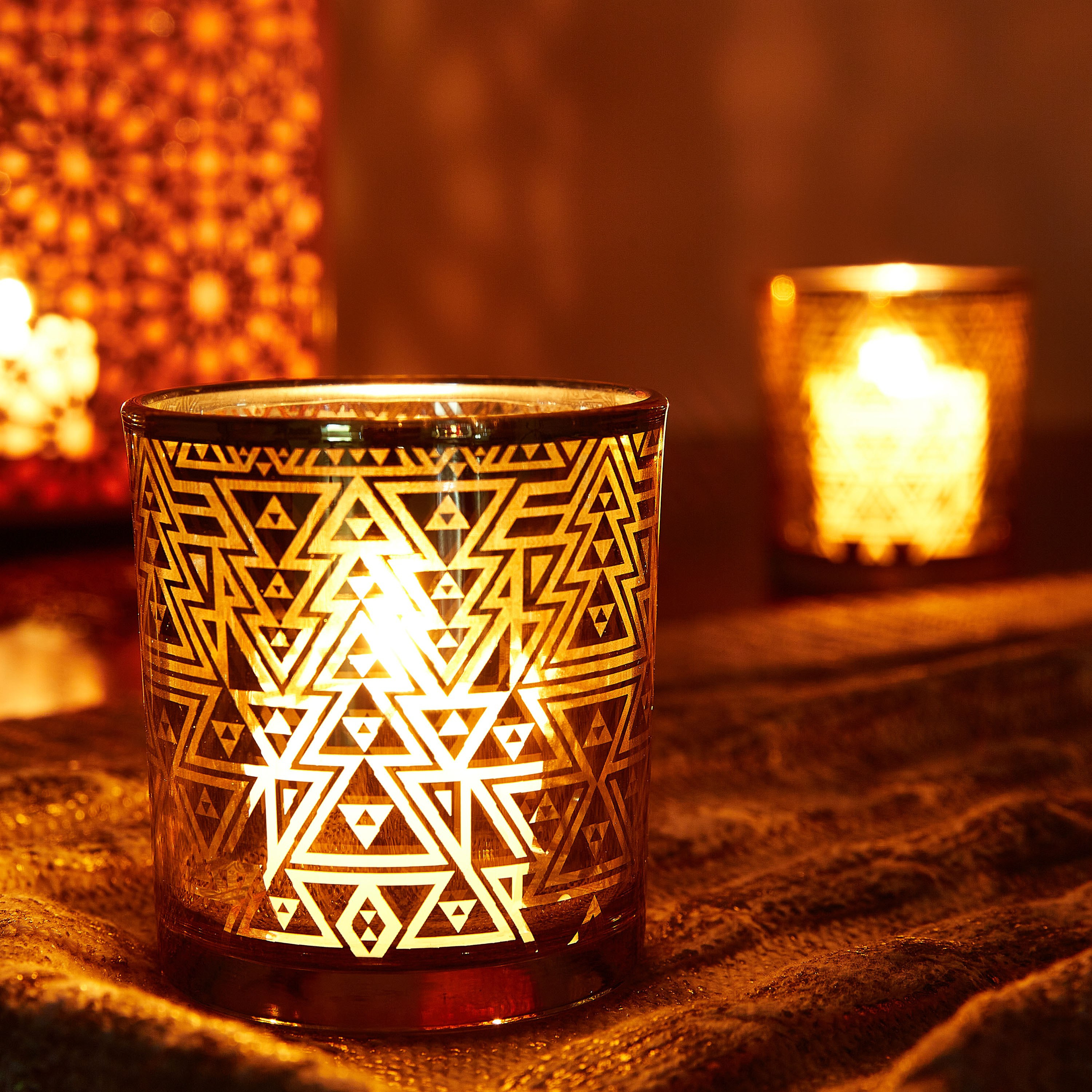 حامل شموع زجاجي بتصميم هندسي - طقم من قطعتين-hbxlivingroom-decorandaccessories-candleholders-image-3