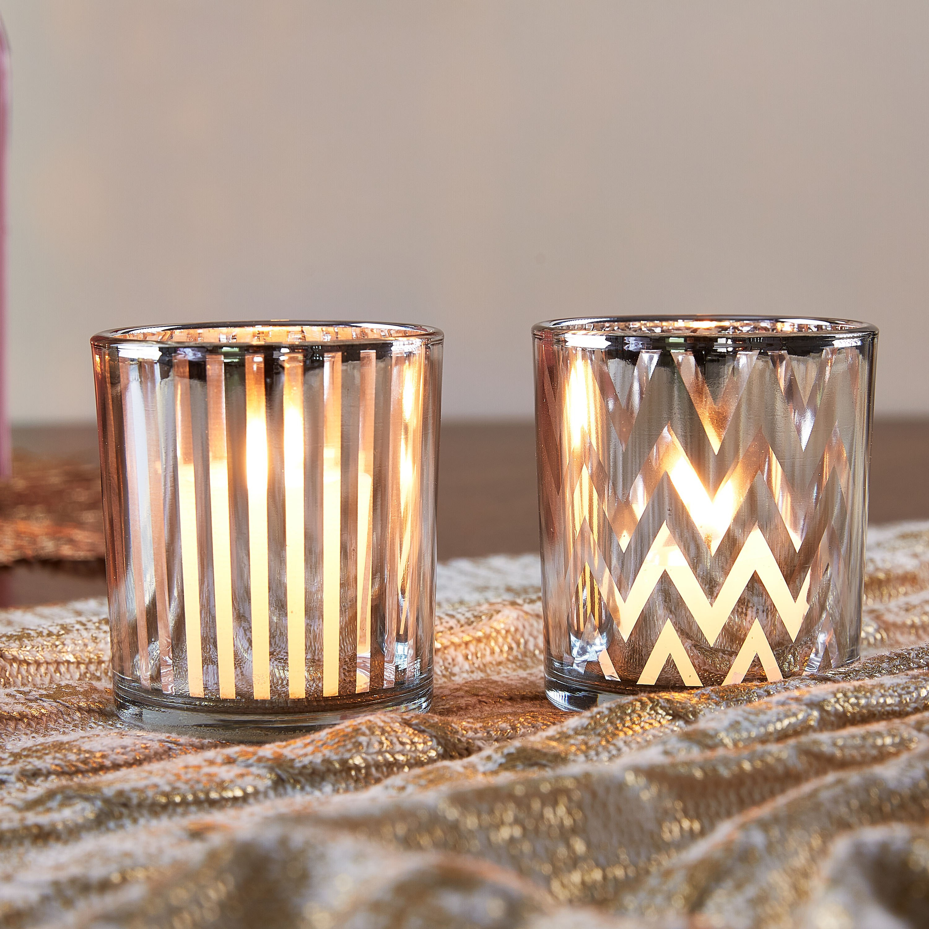 حامل شموع زجاجي بتصميم هندسي - طقم من قطعتين-hbxlivingroom-decorandaccessories-candleholders-image-1