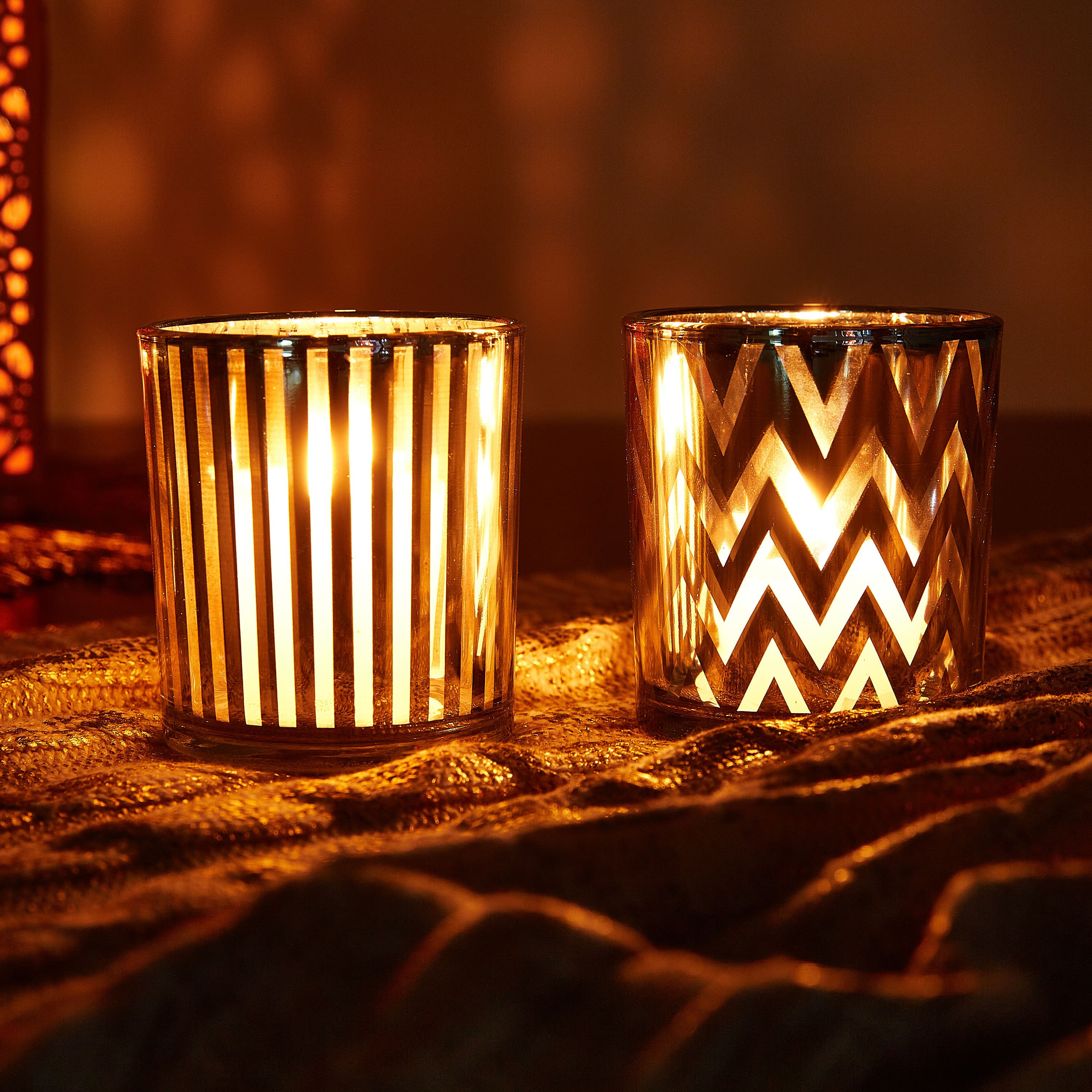 حامل شموع زجاجي بتصميم هندسي - طقم من قطعتين-hbxlivingroom-decorandaccessories-candleholders-image-2