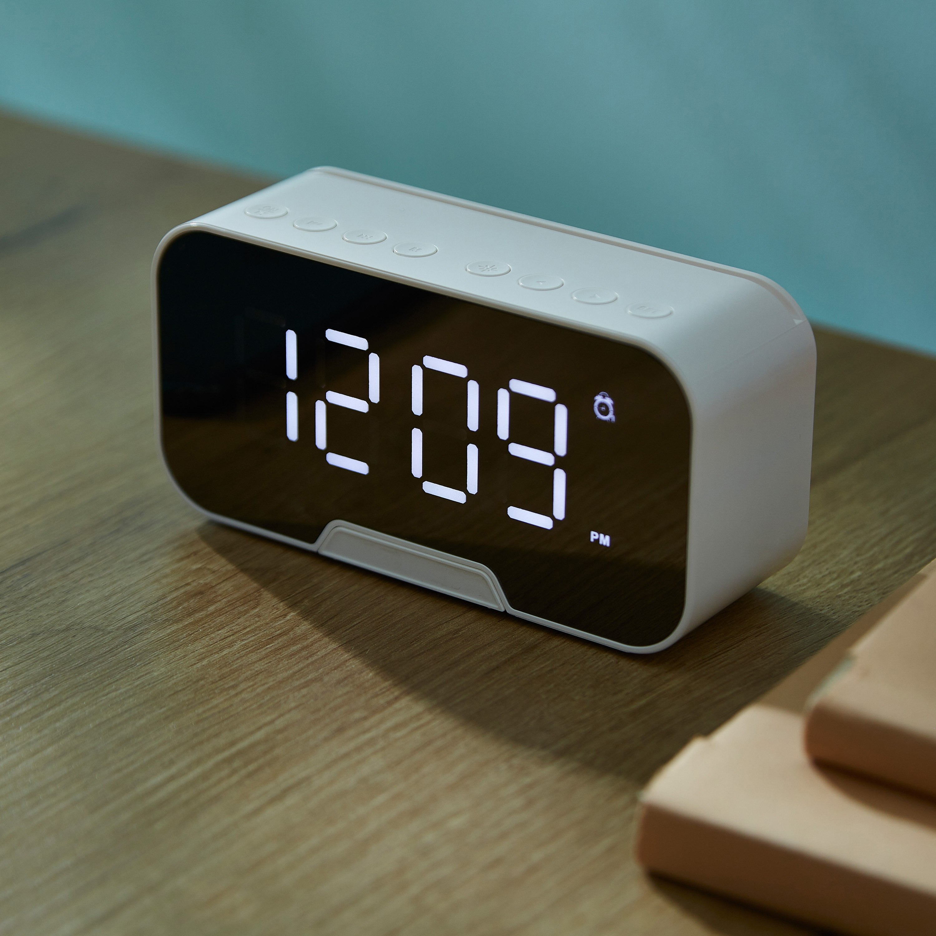 HBSO Bluetooth Speaker with LED Clock-hbxdecorandfurnishings-homeaccessories-novelties-image-1