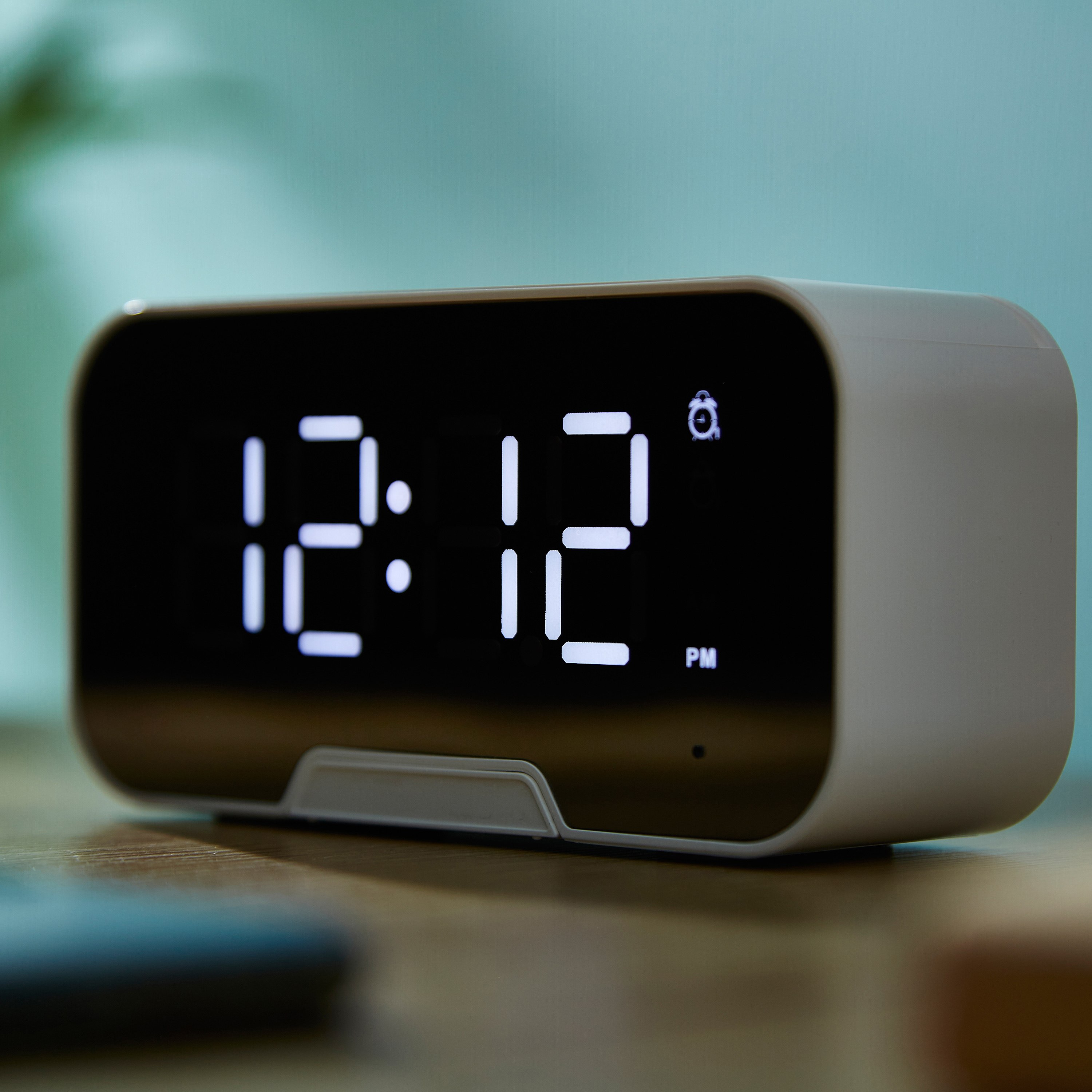 HBSO Bluetooth Speaker with LED Clock-hbxdecorandfurnishings-homeaccessories-novelties-image-2