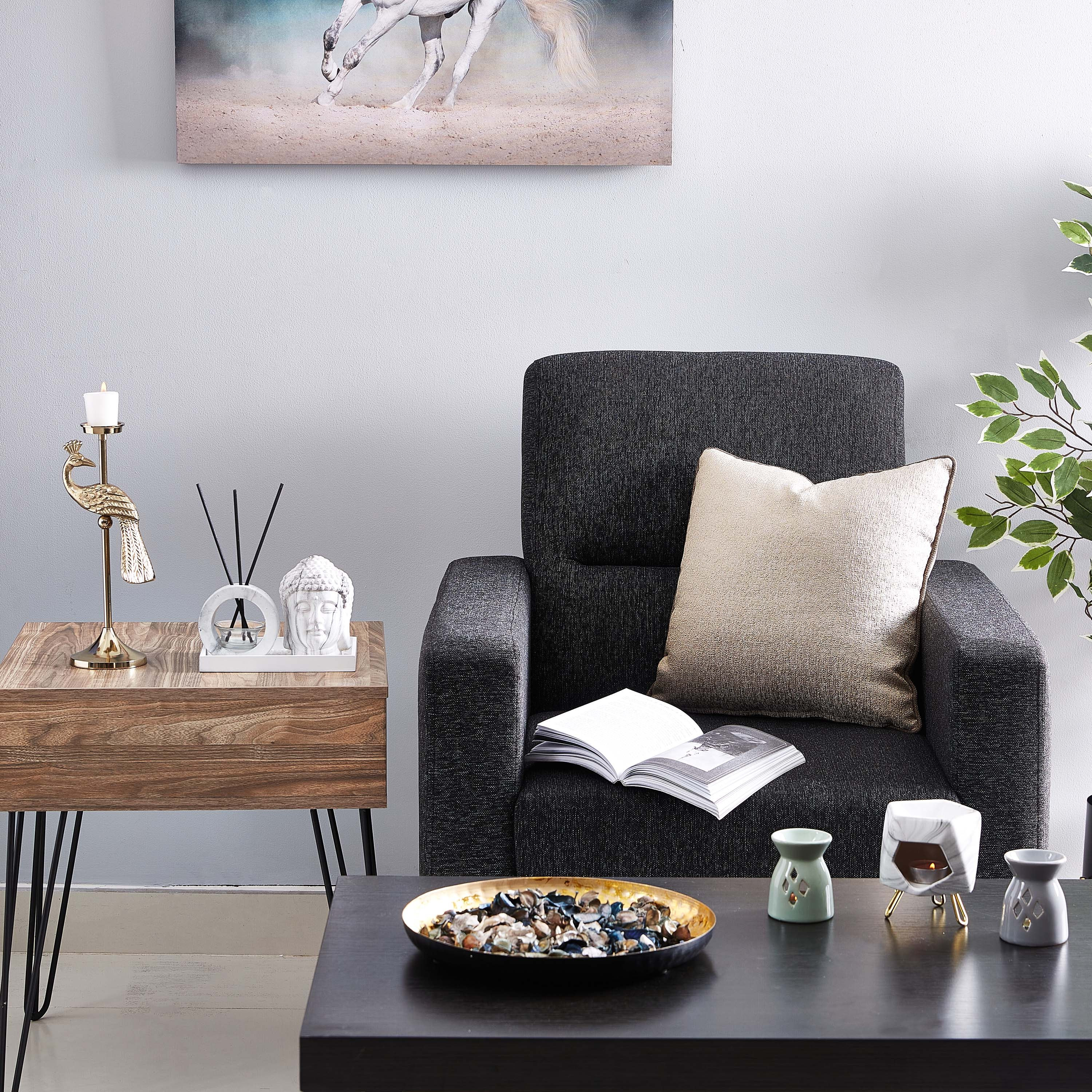 مبخرة زيت مزيّنة من كالي-hbxbedroom-homefragrance-oilburners-image-3