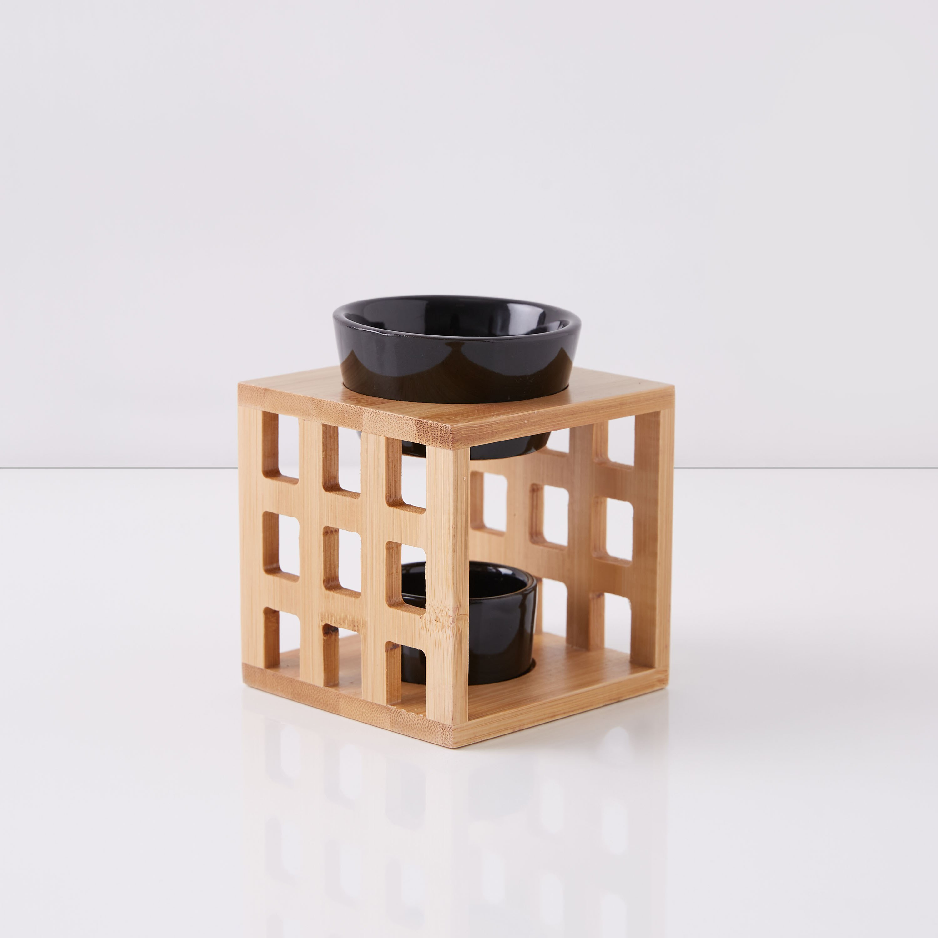 مبخرة زيت مزيّنة من هونم-hbxbedroom-homefragrance-oilburners-image-4