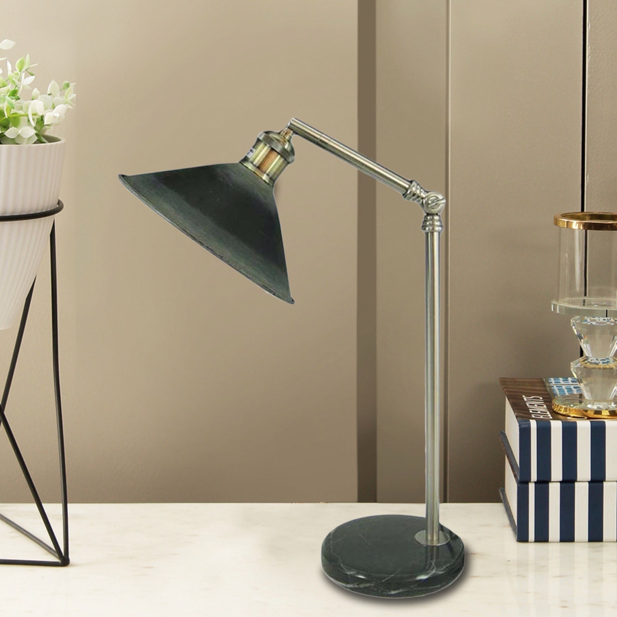 مصباح طاولة معدني من أرون - 48 سم-hbxlivingroom-lighting-tablelamps-image-1