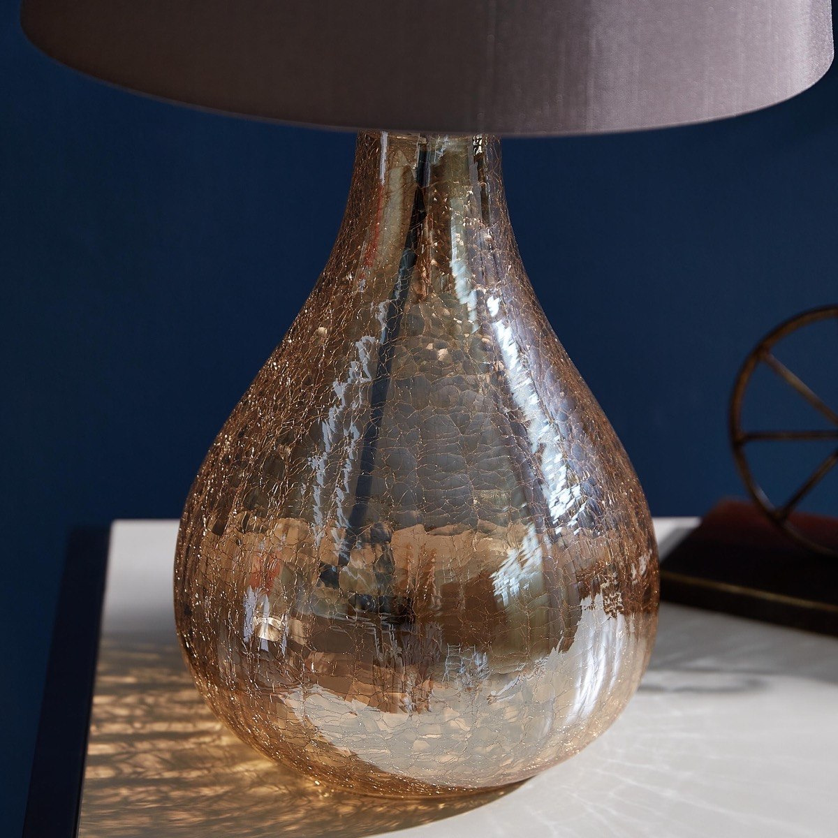 مصباح طاولة زجاجي من سيمونا - 51 سم-hbxlivingroom-lighting-tablelamps-image-3