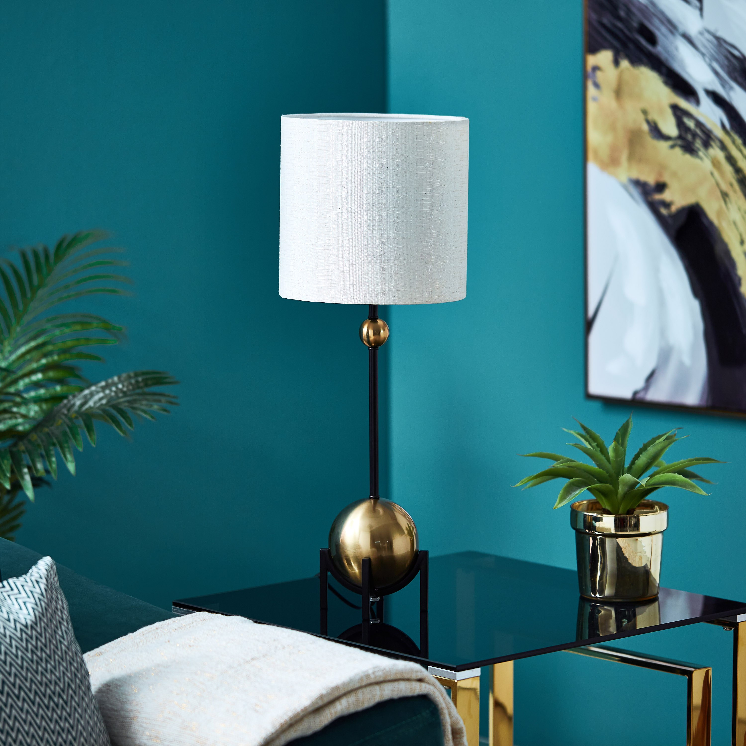مصباح طاولة معدني من آسترا - 64 سم-hbxlivingroom-lighting-tablelamps-image-1