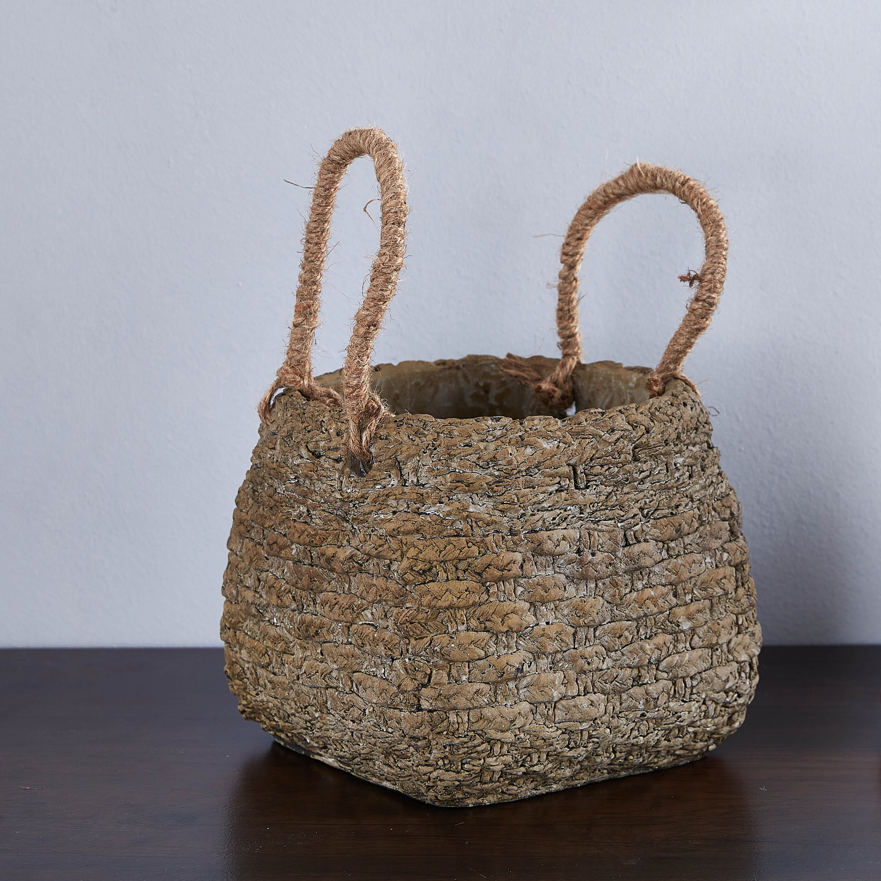 إصيص حديقة اسمنتي ويلو-hbxdecorandfurnishings-homeaccessories-artificialflowersandplants-image-1