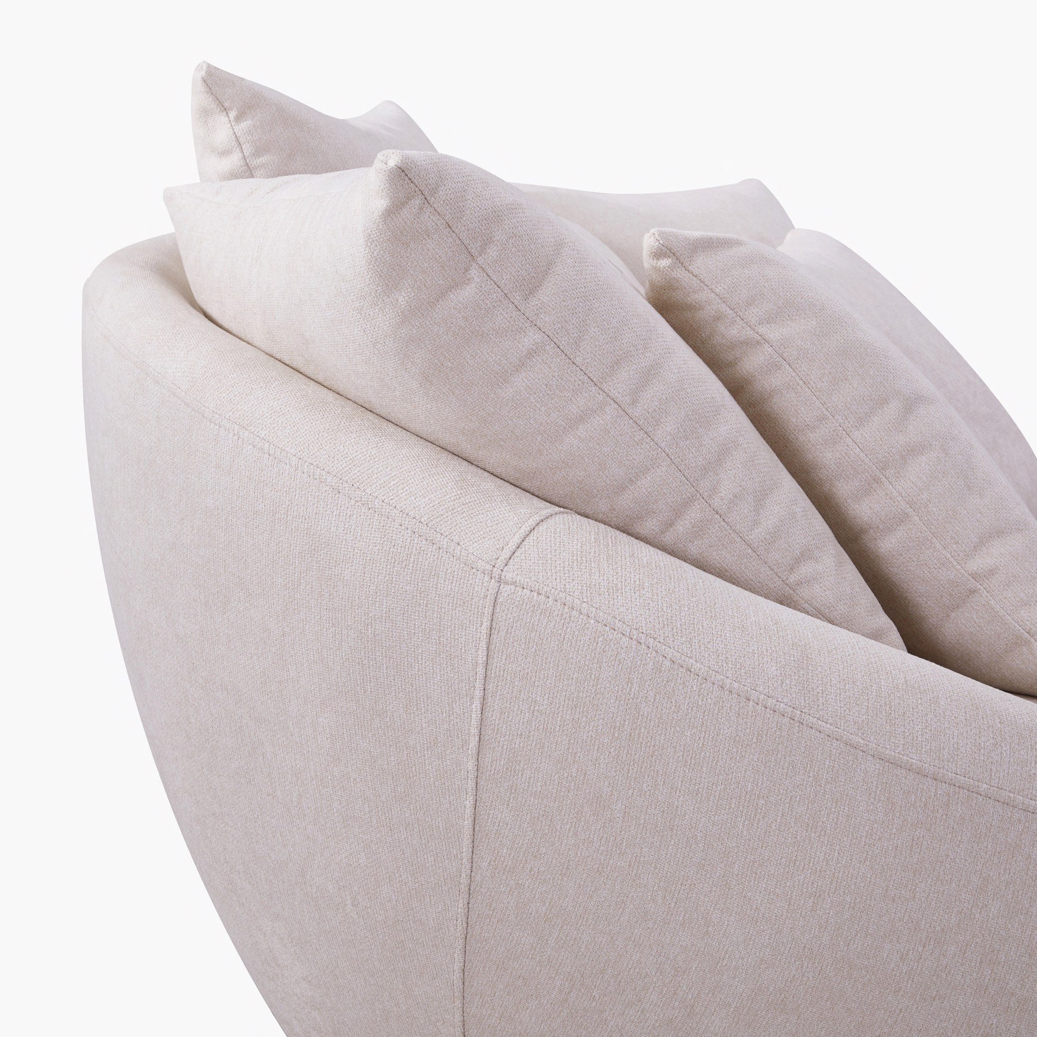 كنبة قماشيّة مستديرة مقعدين مع 6 وسائد من أودري-hbxlivingroom-sofasandarmchairs-sofas-image-6