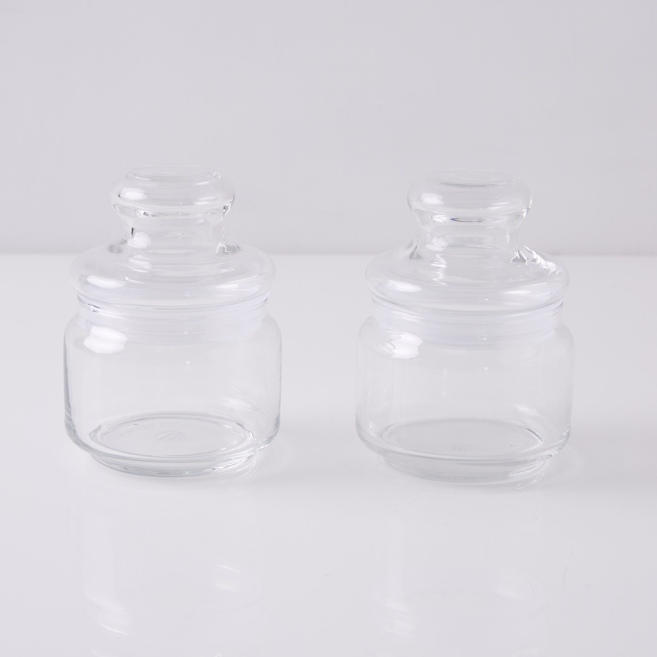 جرّة بغطاء زجاجي من أوشن بوب - طقم من قطعتين-hbxhomeware-hbxkitchen-image-5