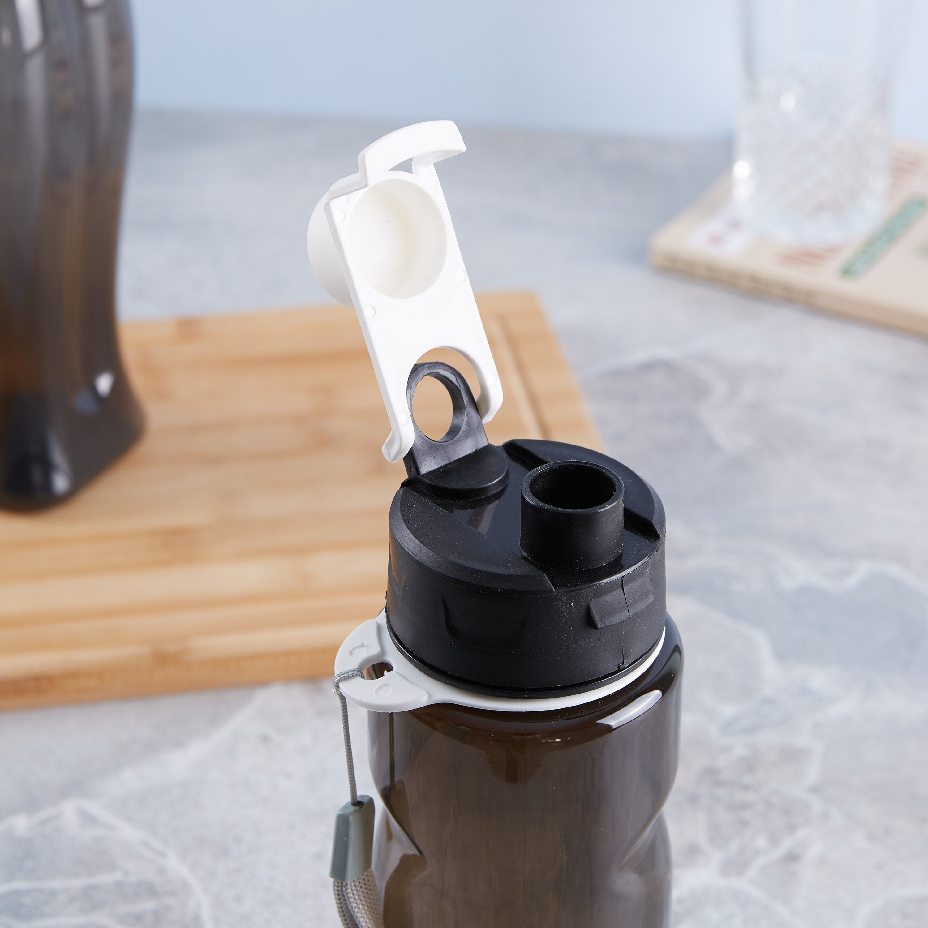 Midas Sports Water Bottle - 650 ml-hbxhomeware-hbxkitchen-image-2