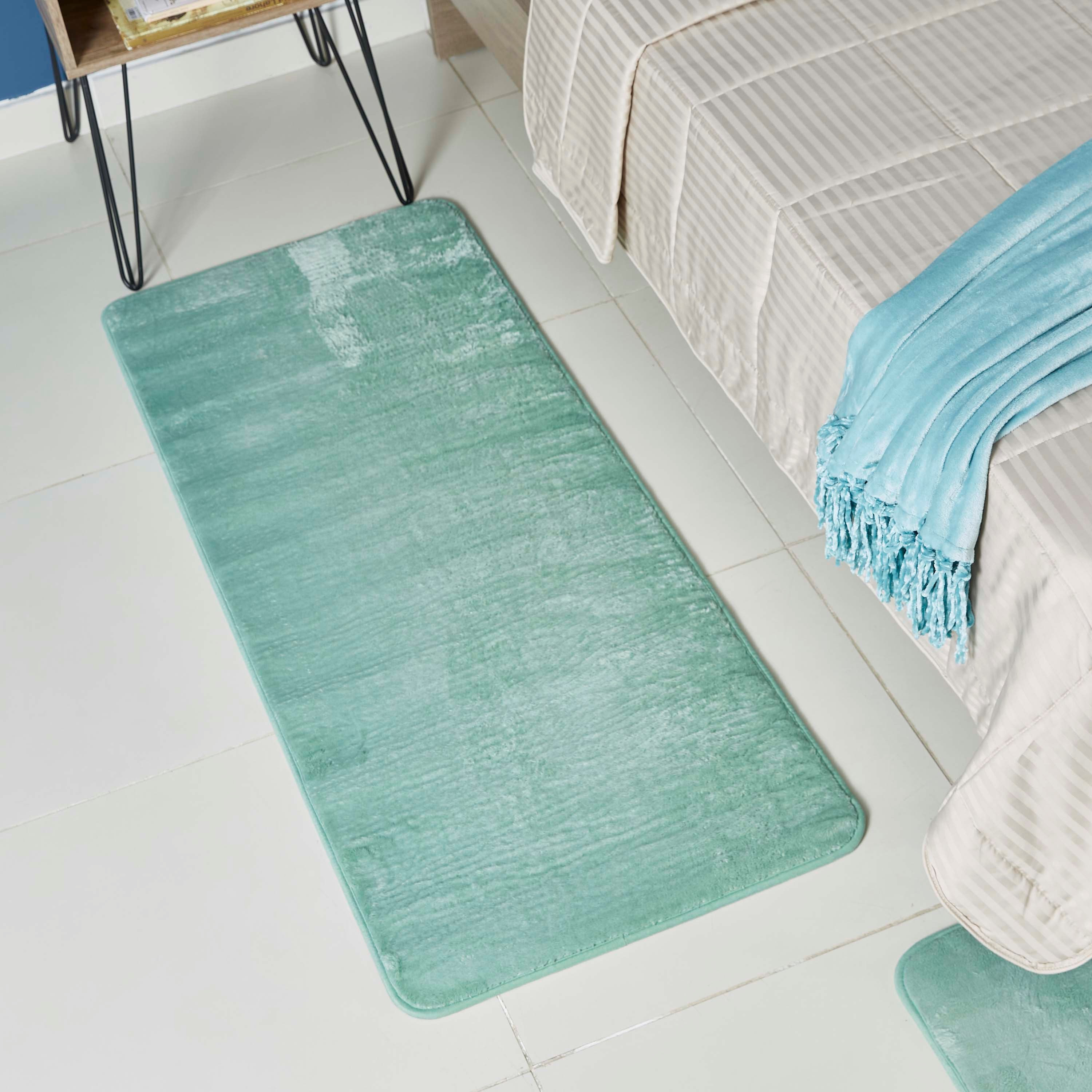 سجادة مخملية فائقة النعومة - 60x150  سم-hbxdecorandfurnishings-floorcoverings-rugs-image-1