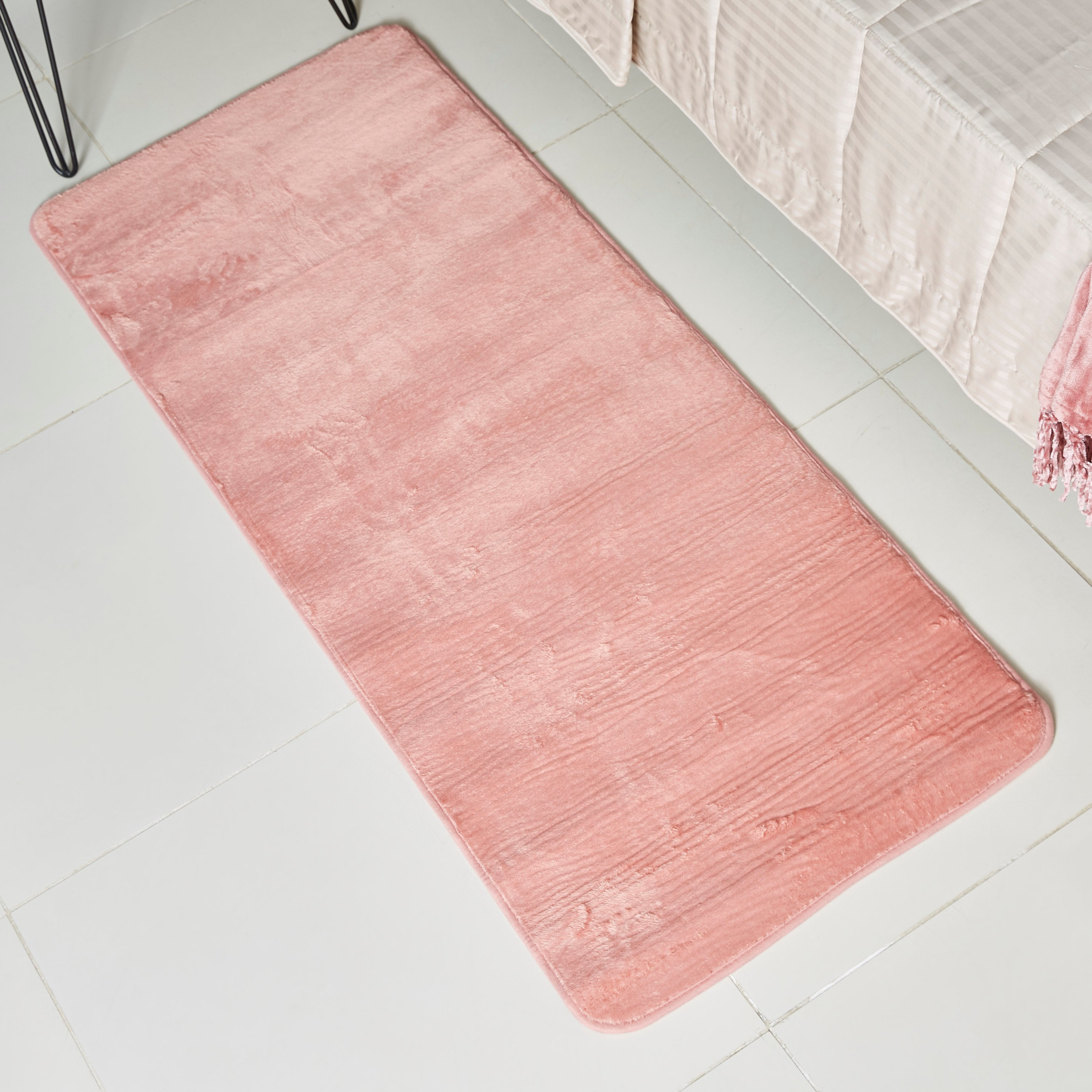 سجادة مخملية فائقة النعومة - 110 × 160 سم-hbxdecorandfurnishings-floorcoverings-rugs-image-1