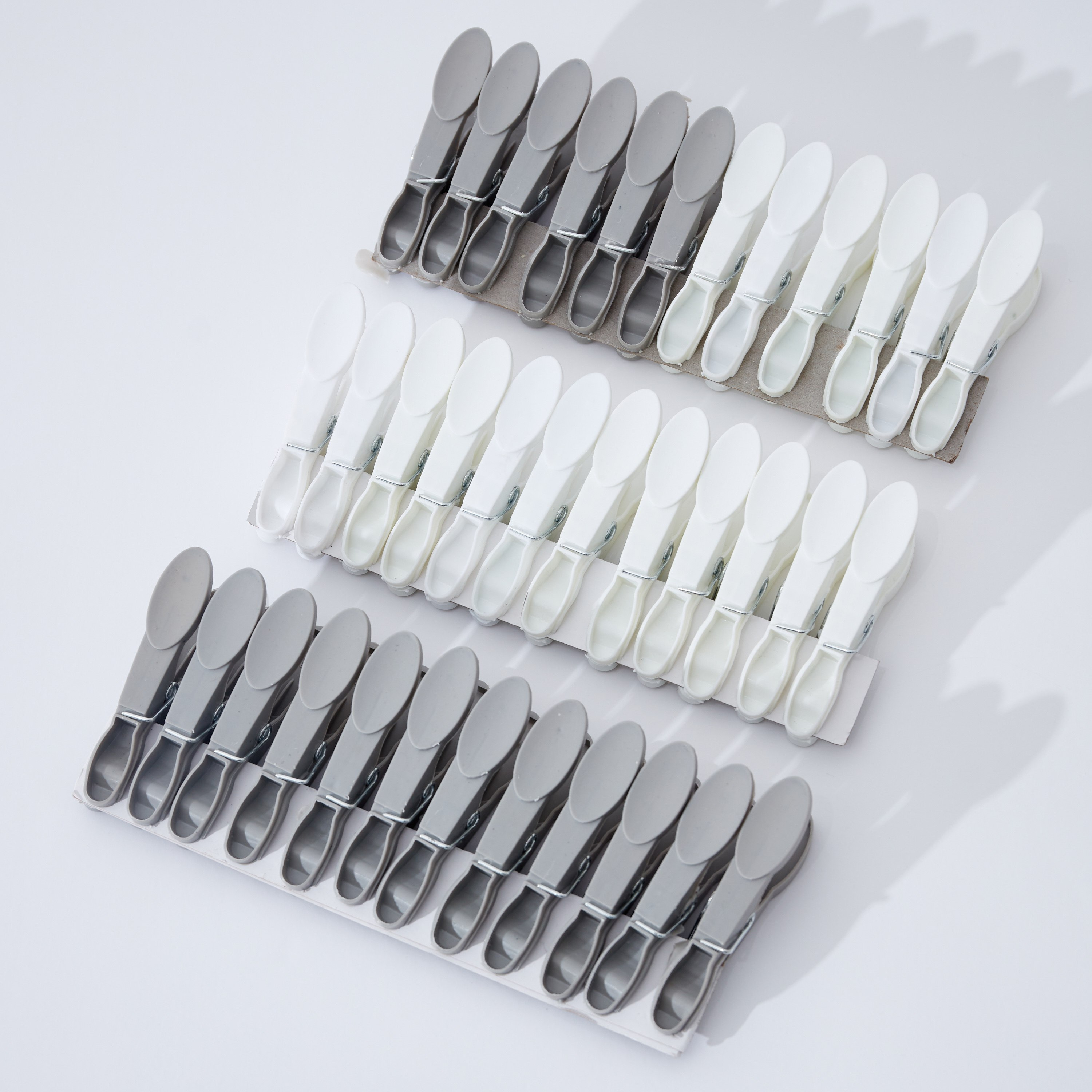 مشابك ملابس - طقم من 36 قطعة-hbxhomeware-bathandlaundry-clothesdryingracks-image-5