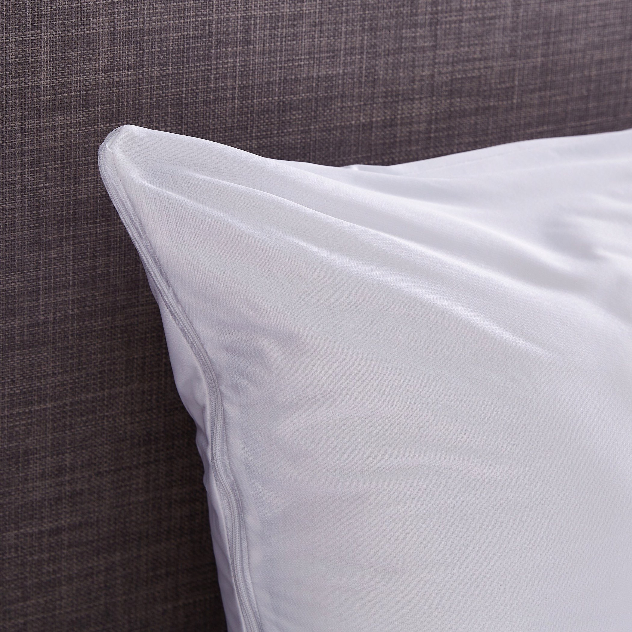 واقي وسادة مقاوم للماء من أتلانتا - 50x75 سم-hbxhomeware-hbxdecorandfurnishings-image-2