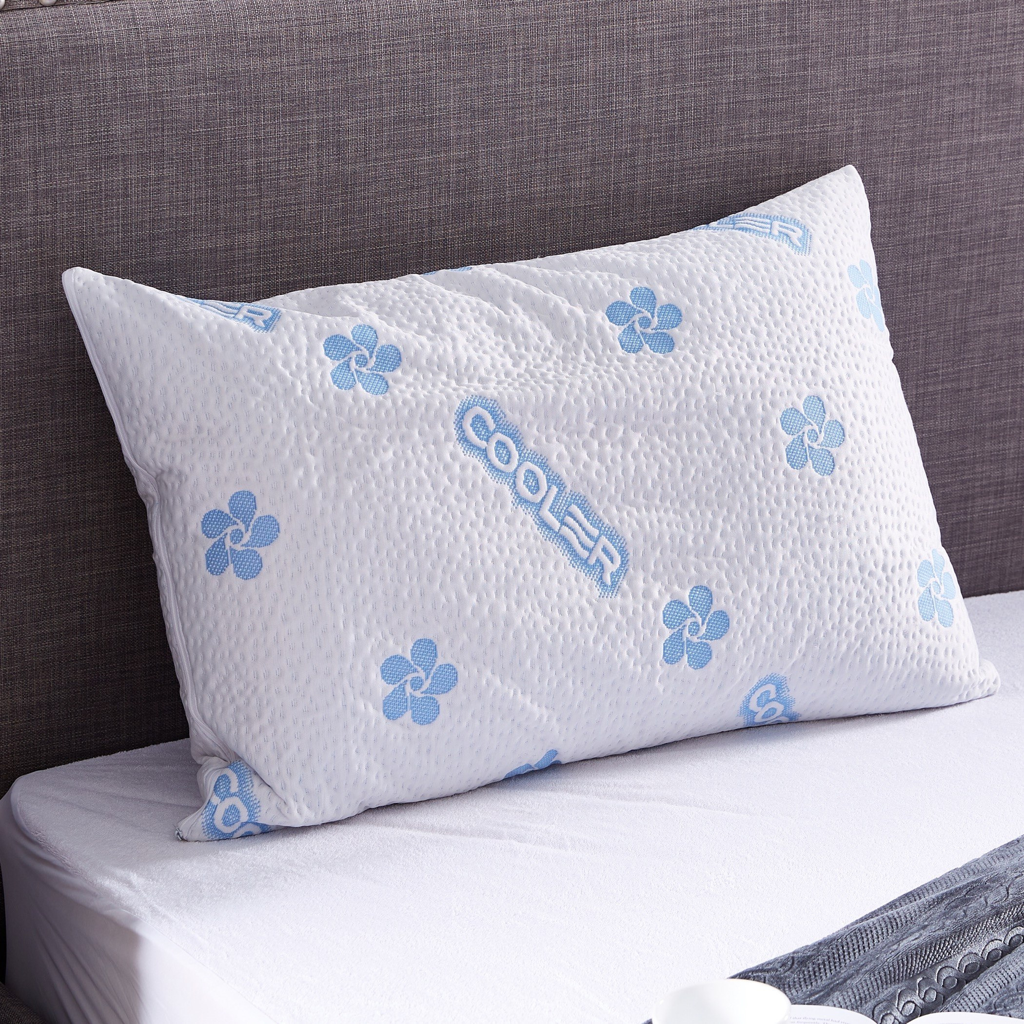 Cooling clearance pillow cover