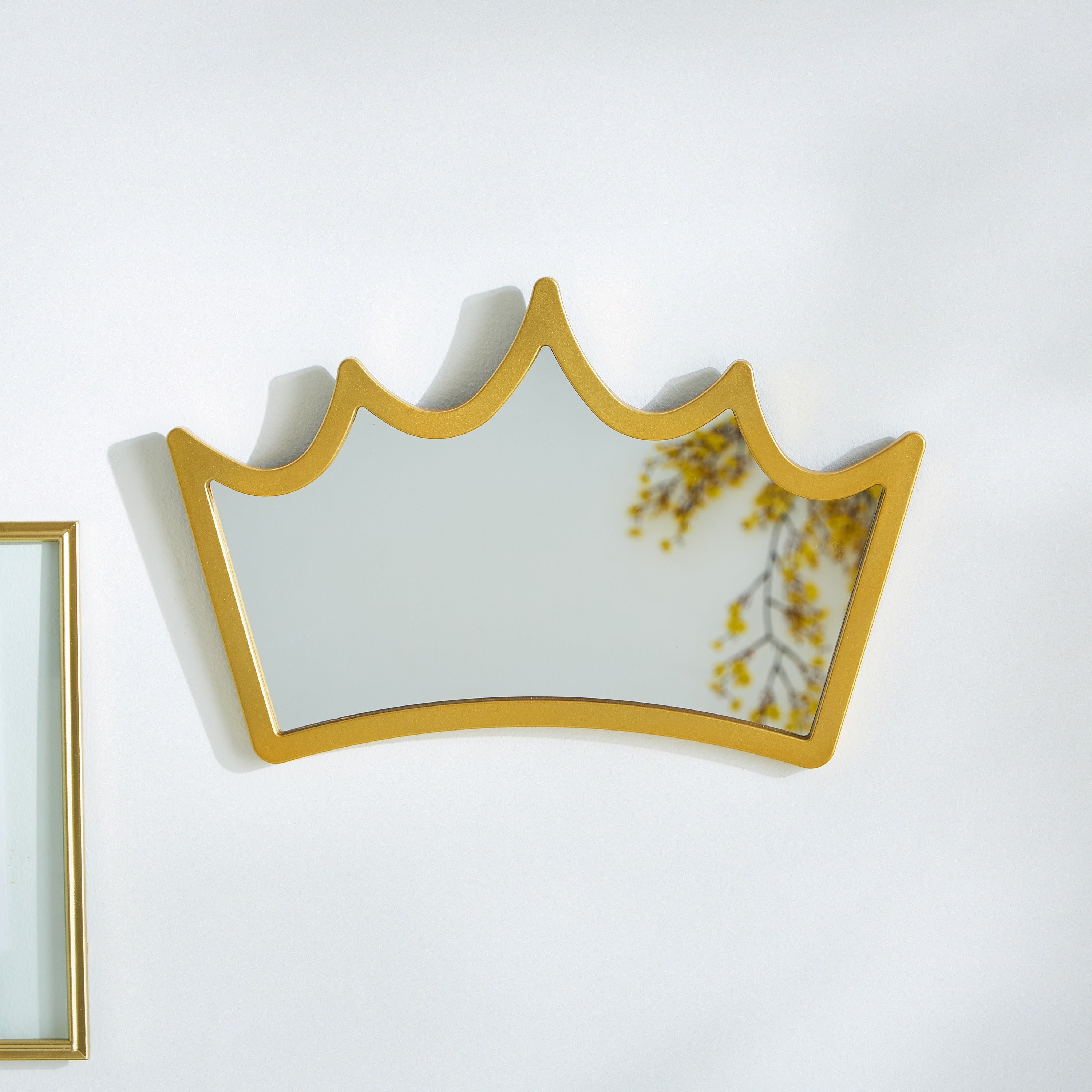مرآة حائط بتصميم تاج من أي أي آر أو - 38x24x1 سم-hbxhomeware-hbxkidsandyouth-image-1