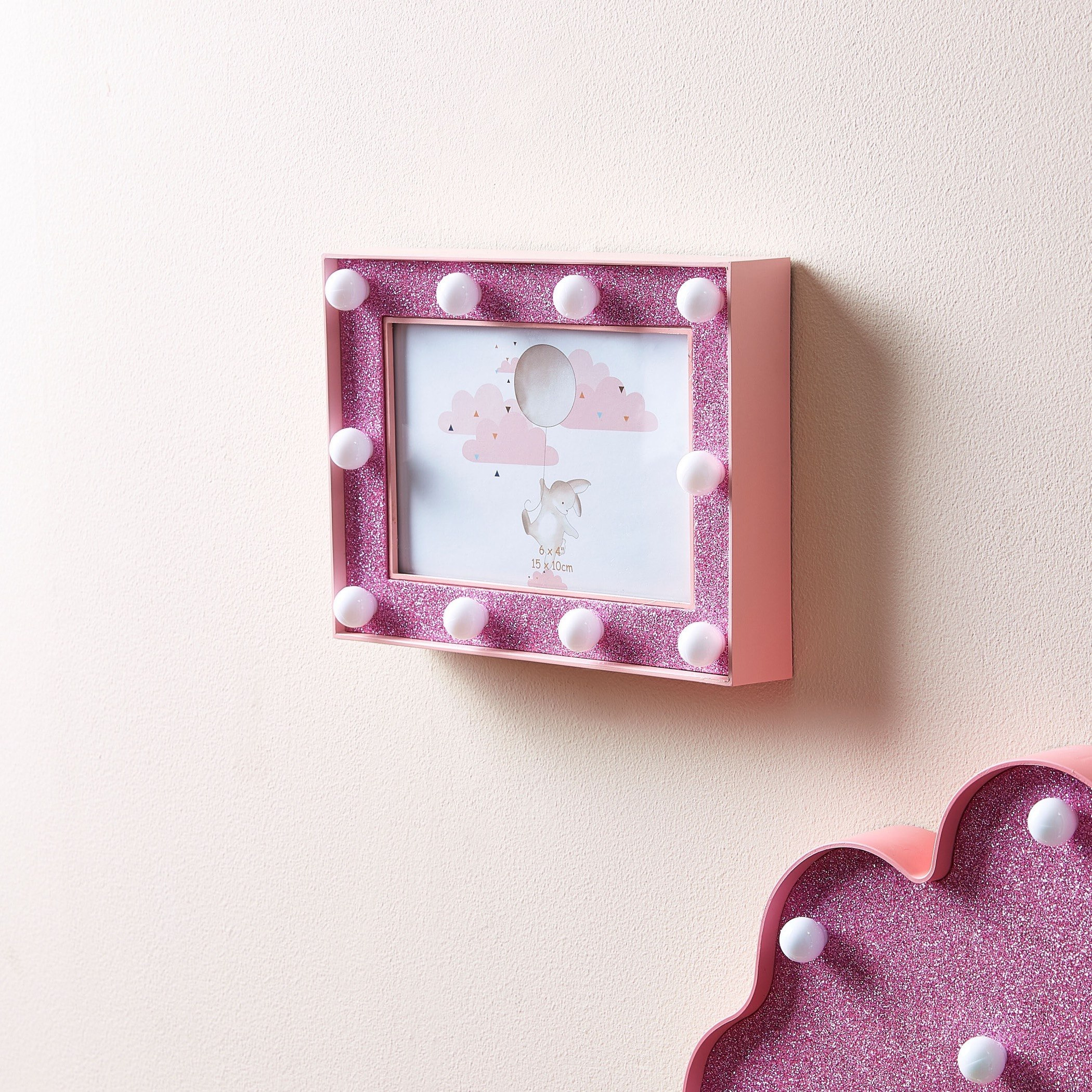 برواز صور مزيّن بـ10 أضواء إل إي دي من أي أي آر أو - 15x10 سم-hbxhomeware-hbxkidsandyouth-image-3
