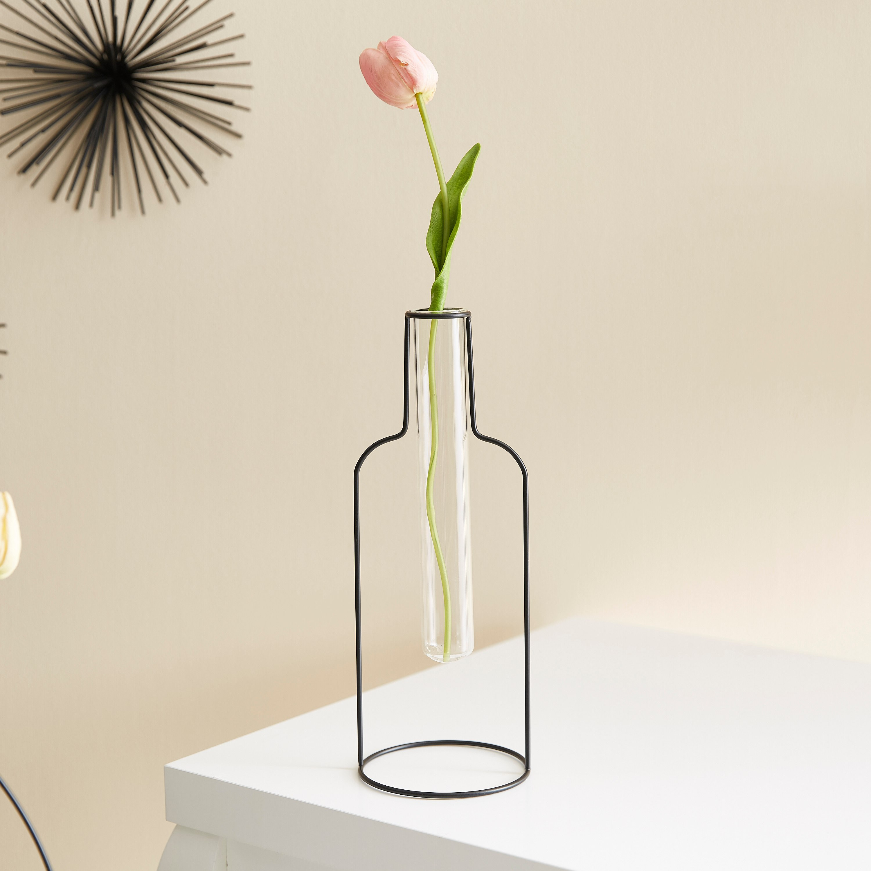 مزهرية أنبوب زجاجية بإطار معدني من زيا-hbxbedroom-decorandaccessories-vases-image-2