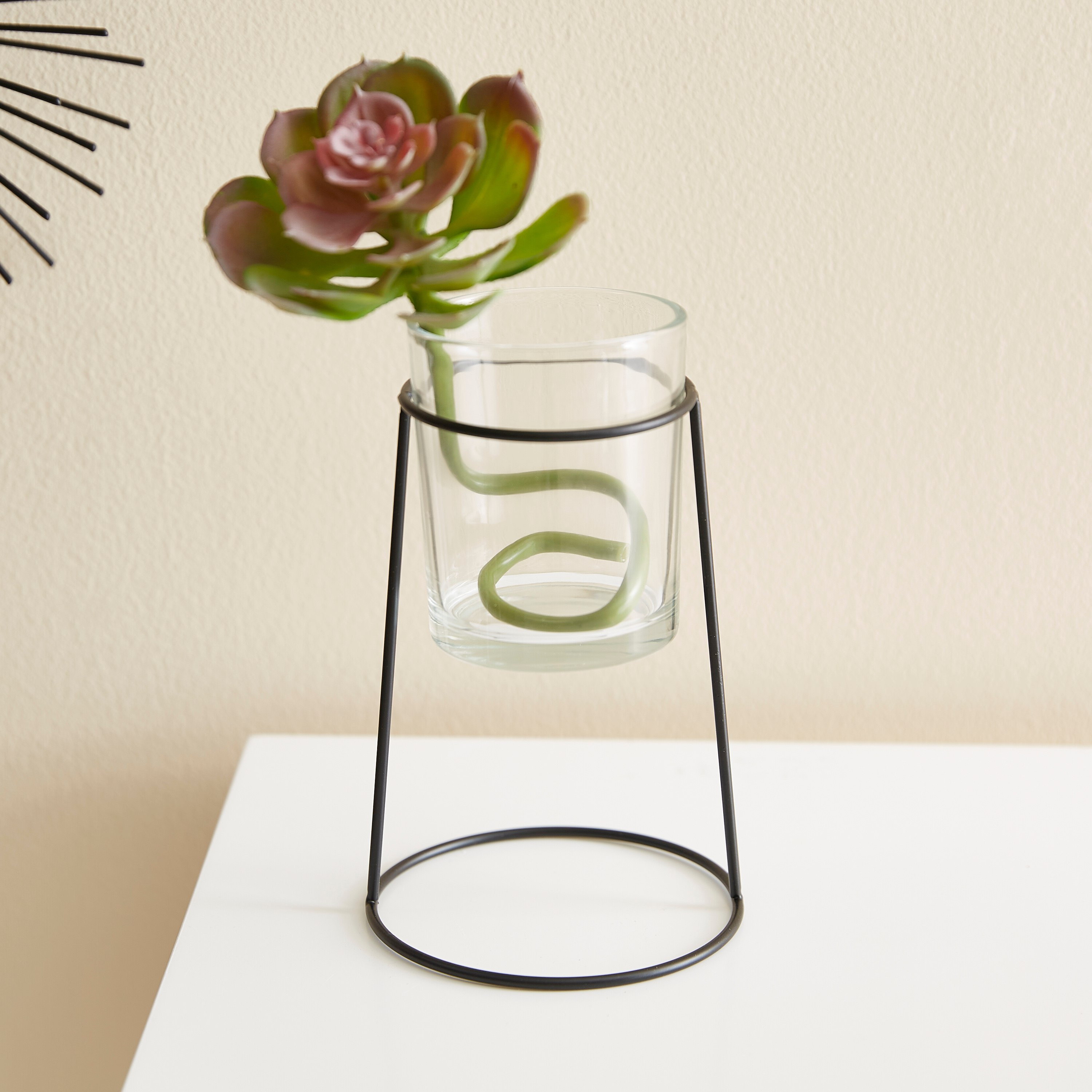 مزهرية أنبوب زجاجية بإطار معدني من زيا-hbxbedroom-decorandaccessories-vases-image-2
