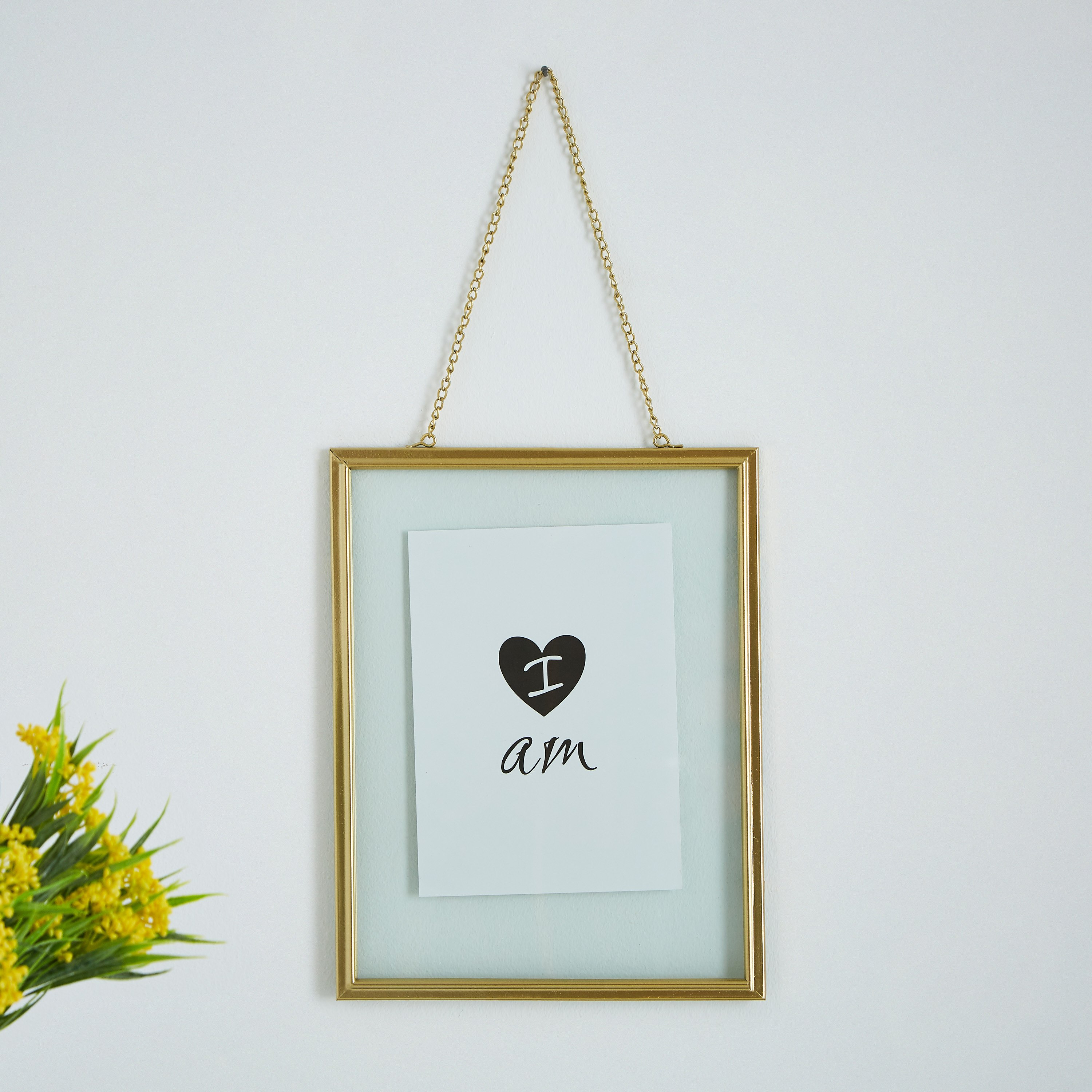 برواز صور معدني من زيا-hbxkidsandyouth-walldecor-photoframes-image-1