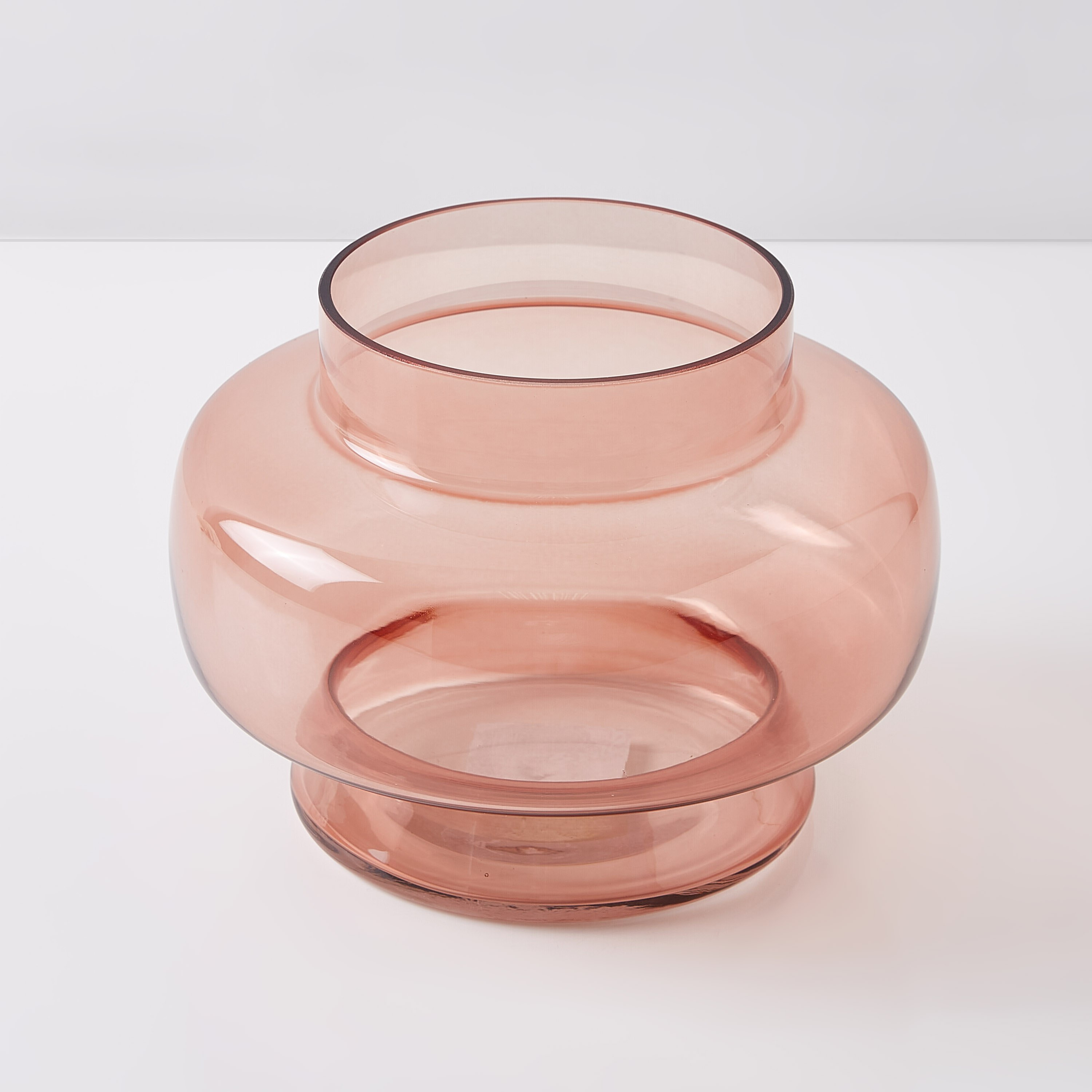 مزهريّة زجاجيّة بتصميم وعاء  من فيونا-hbxbedroom-decorandaccessories-vases-image-5