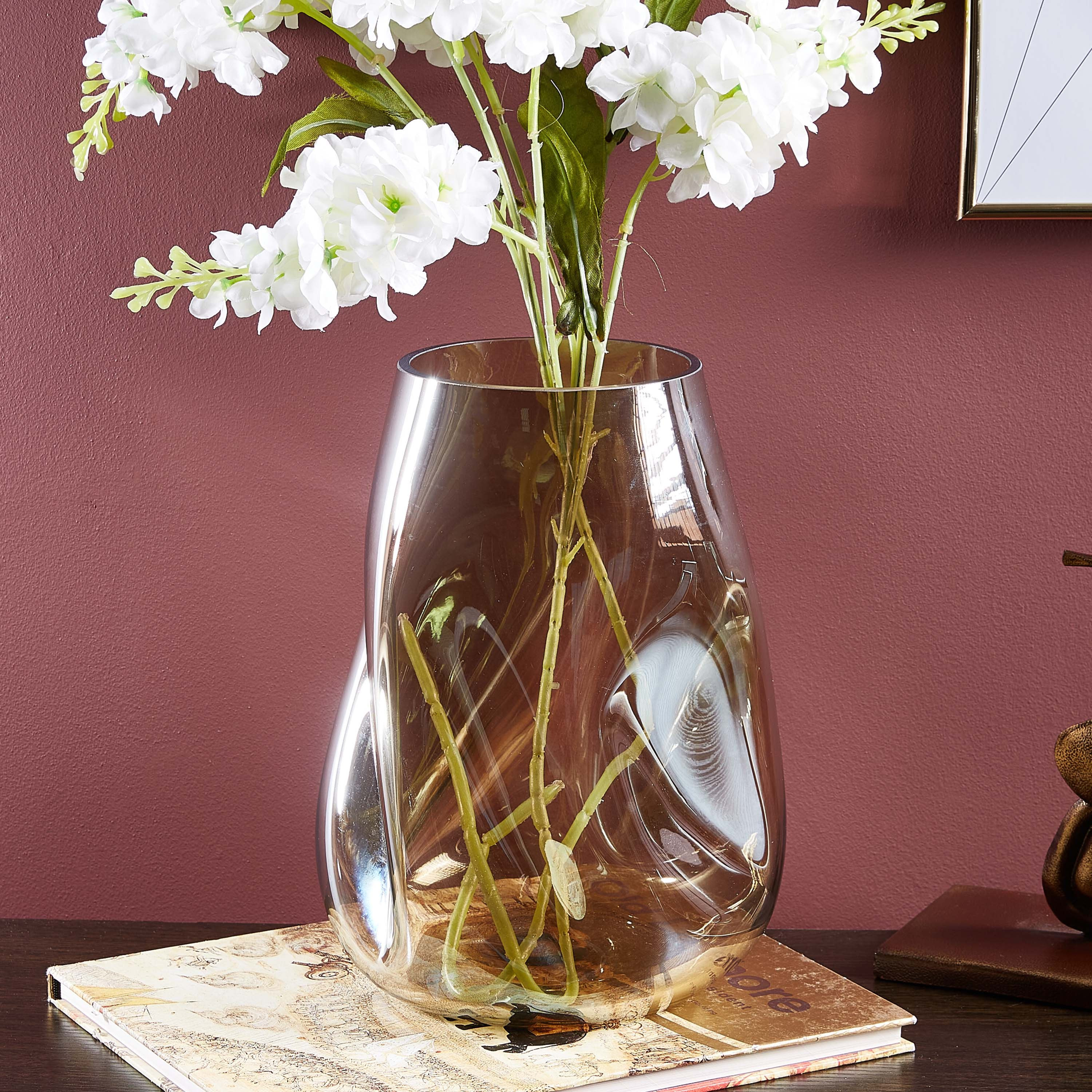 مزهريّة زجاجيّة بشكل أورجانيك برّاق من فيونا-hbxbedroom-decorandaccessories-vases-image-3