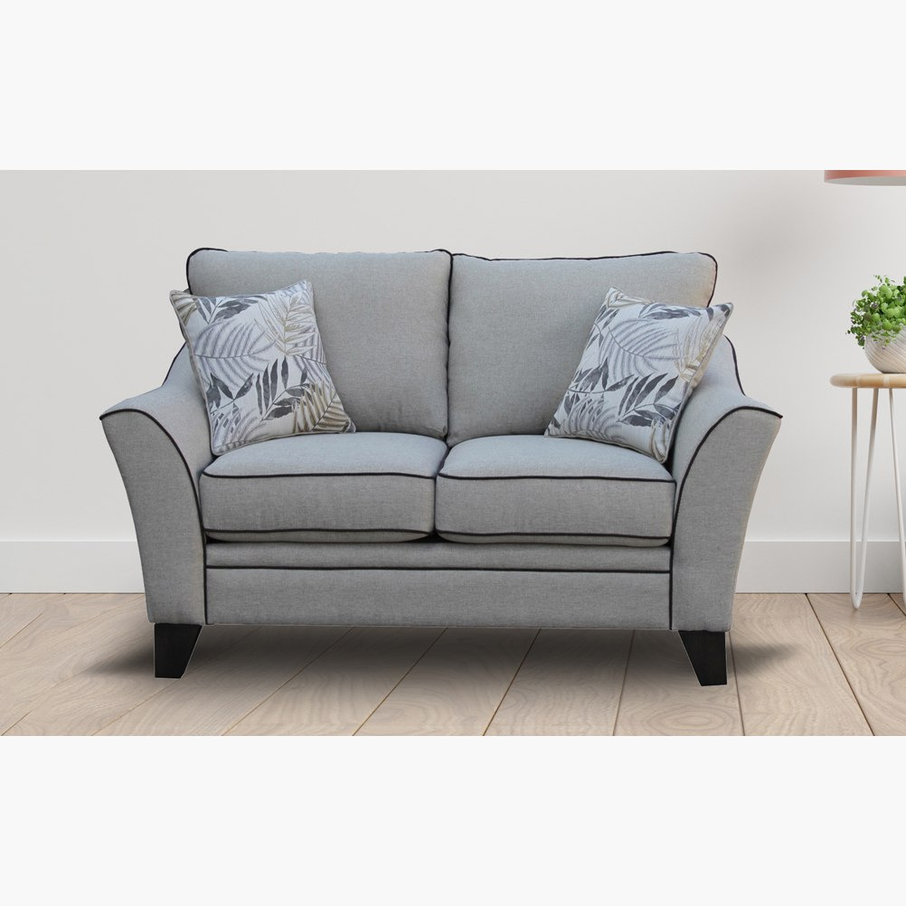 كنبة بمقعدين مع وسادتين من هيلينا-hbxlivingroom-sofasandarmchairs-sofas-image-1